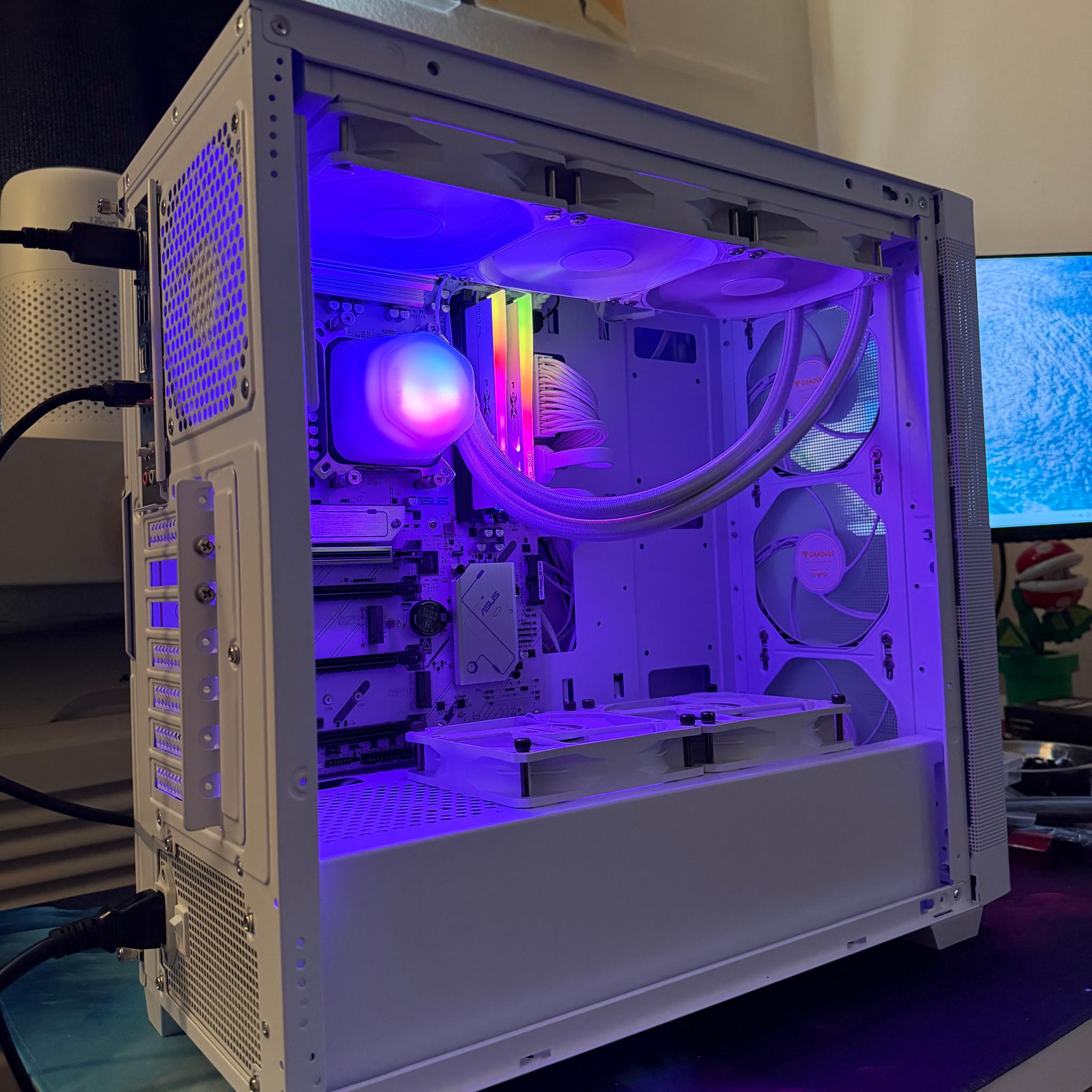 🧊❄️ All White AM5 APU gaming build! Ryzen 5 8600G | 32GB DDR5 | 1TB NVME SSD ❄️🧊   **NO GPU**