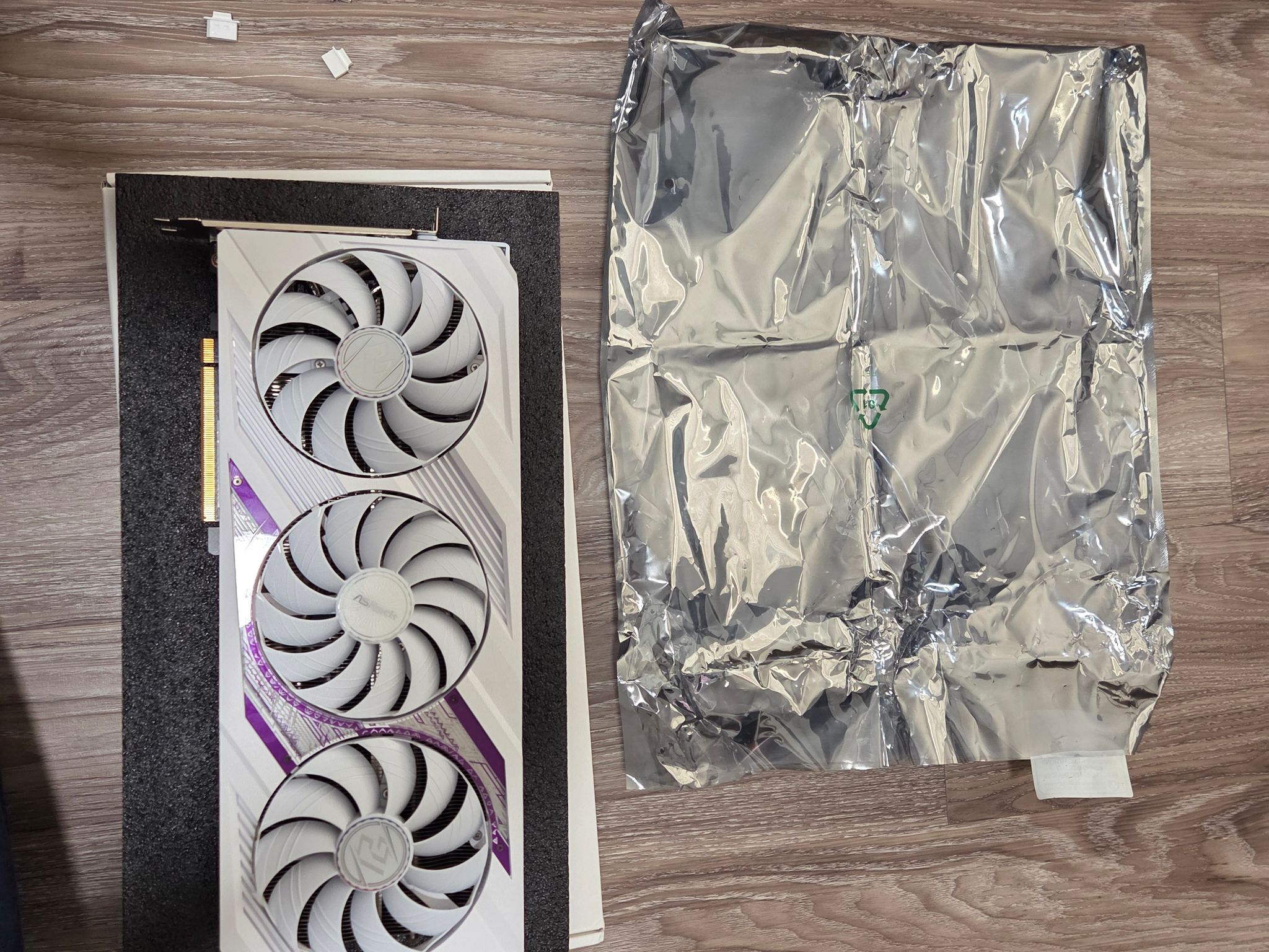 ASRock Phantom Gaming OC White Radeon RX 7900 XT