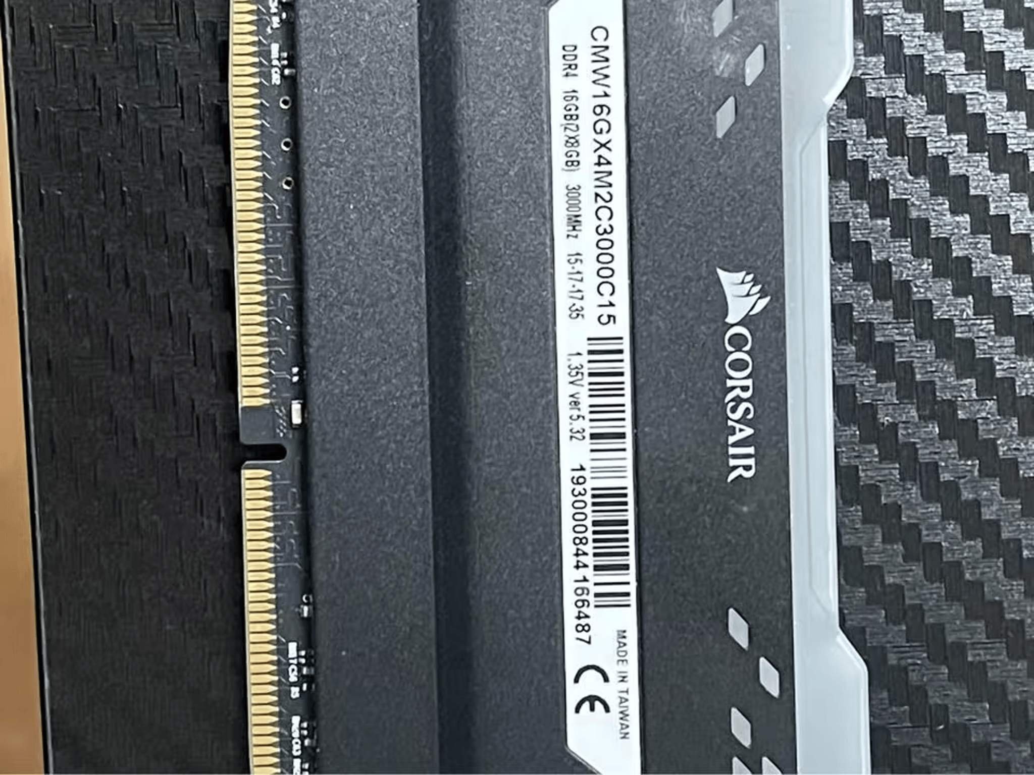 i9 9900k, ROG z390-e, 16gb Corsair Vengeance Pro BUNDLE