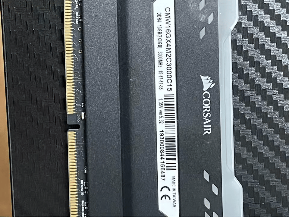 i9 9900k, ROG z390-e, 16gb Corsair Vengeance Pro BUNDLE