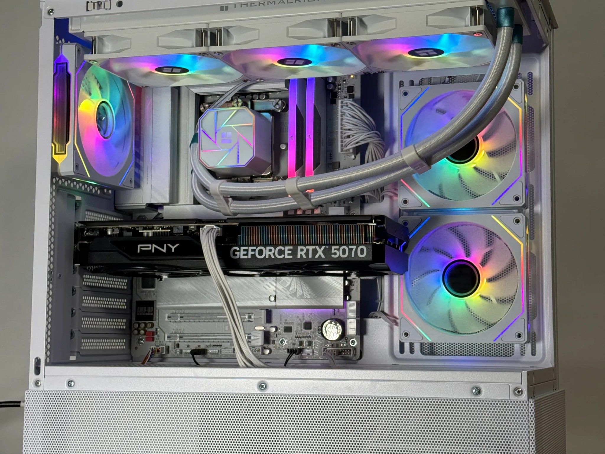 RTX 5070 Intel Core Ultra 265k Gaming PC