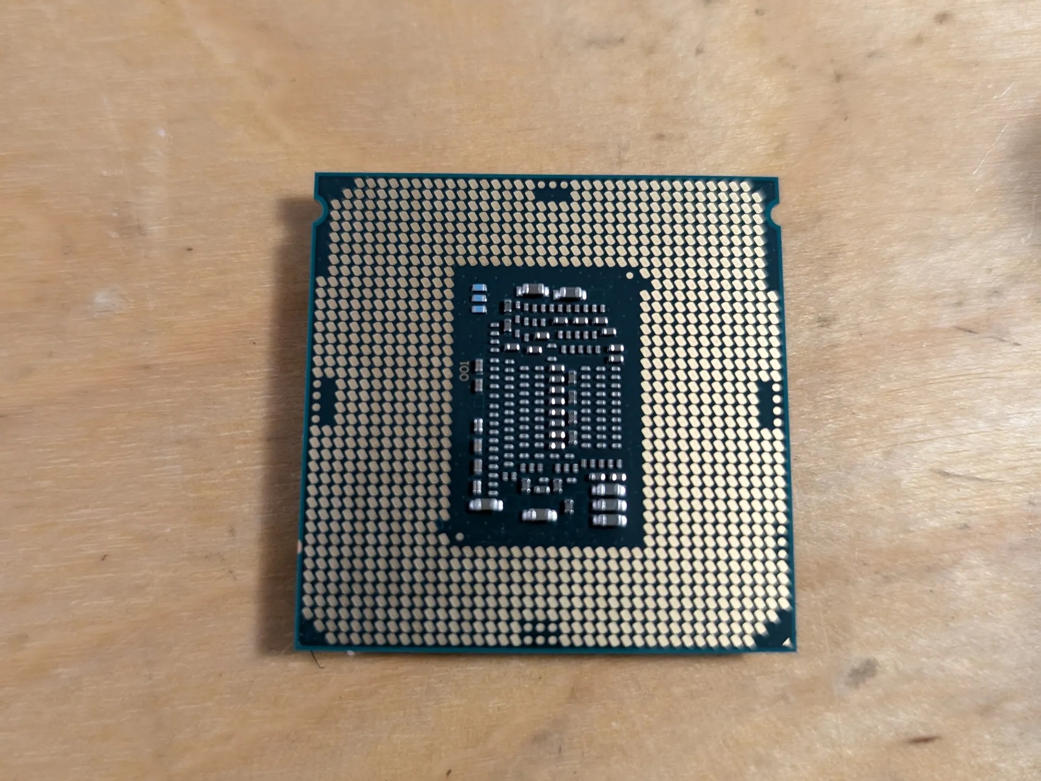 Intel Core i3 8100 + Cpu Cooler