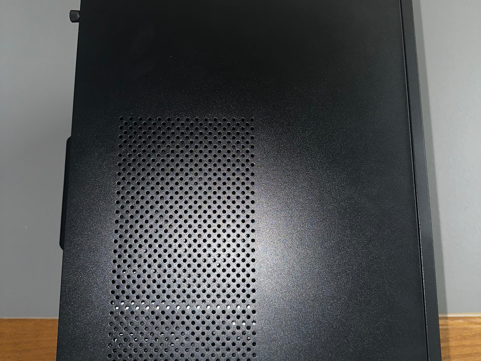 Budget Intel i5-8400 Gaming PC (RX 580)