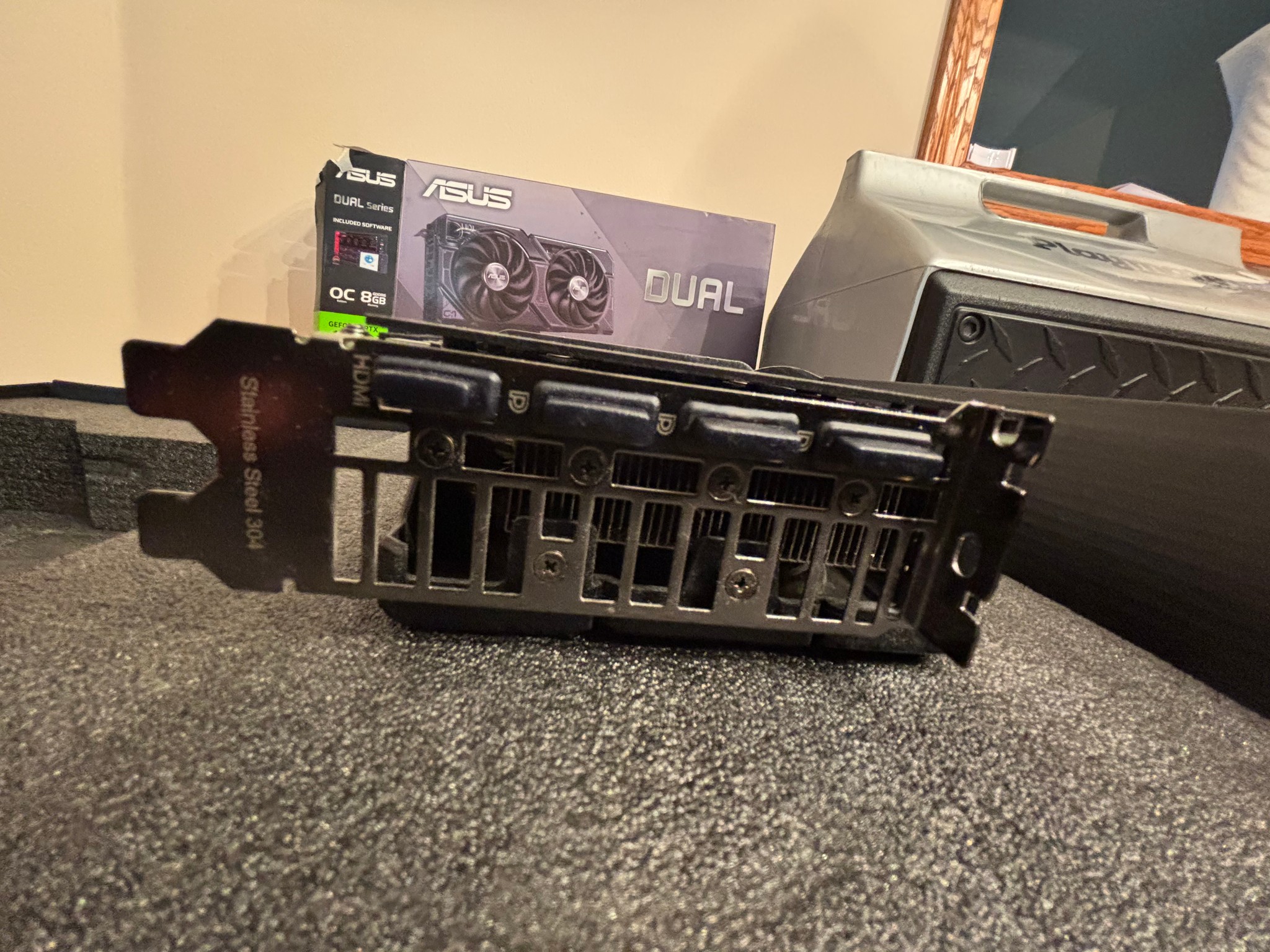 ASUS Dual GeForce RTX 4060 Ti OC Edition 8GB GDDR6. Barley used, kept in box