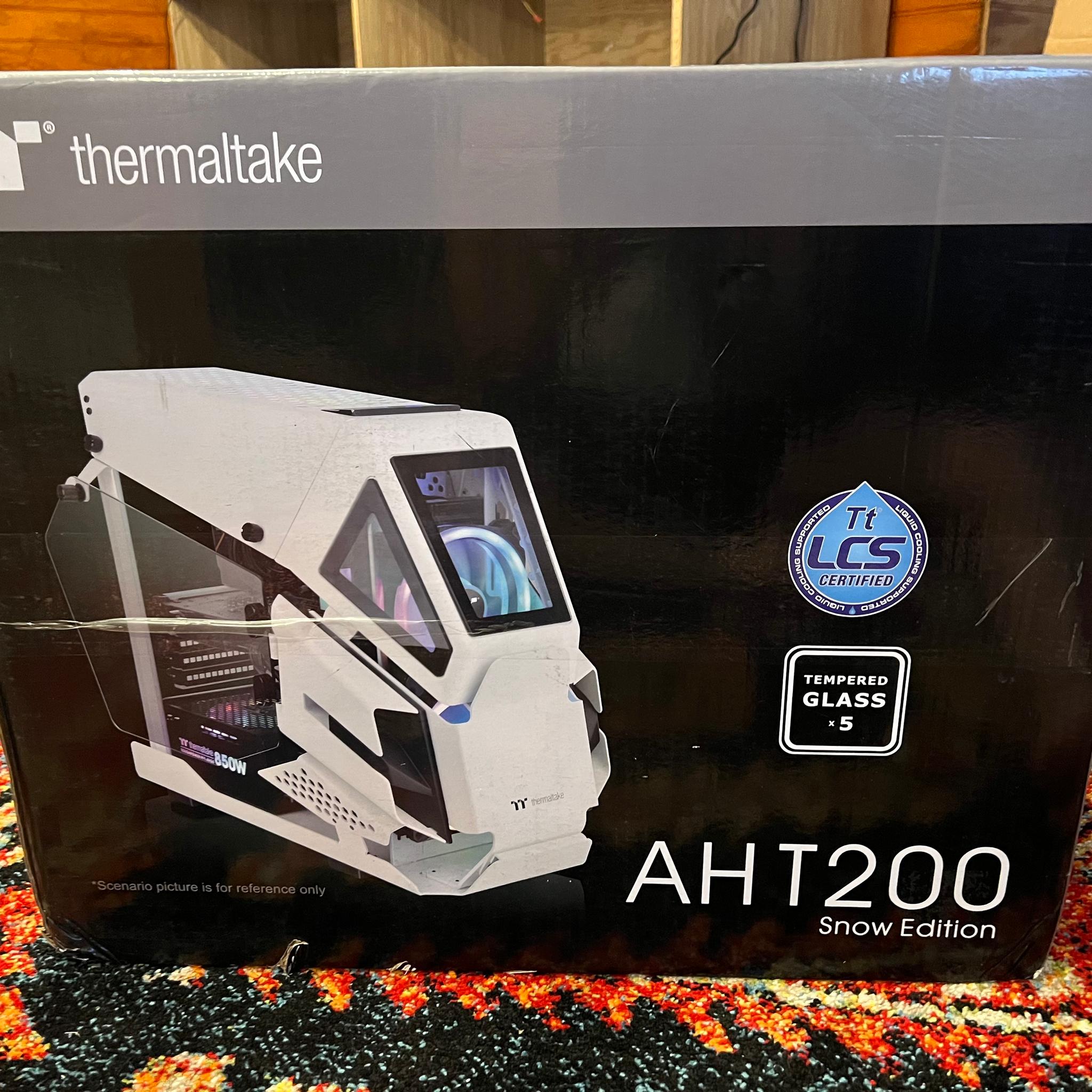Thermaltake AH T200 Snow