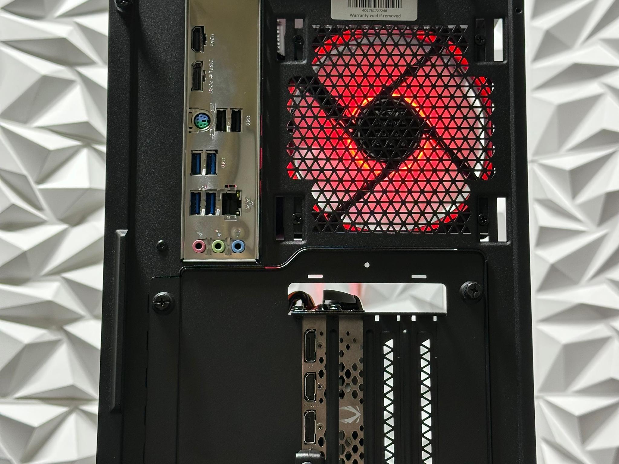 RTX 4060 / Ryzen 5 5500 / 16GB 3600MHz Ram / 512GB SSD / B550 / 600w / windows 11