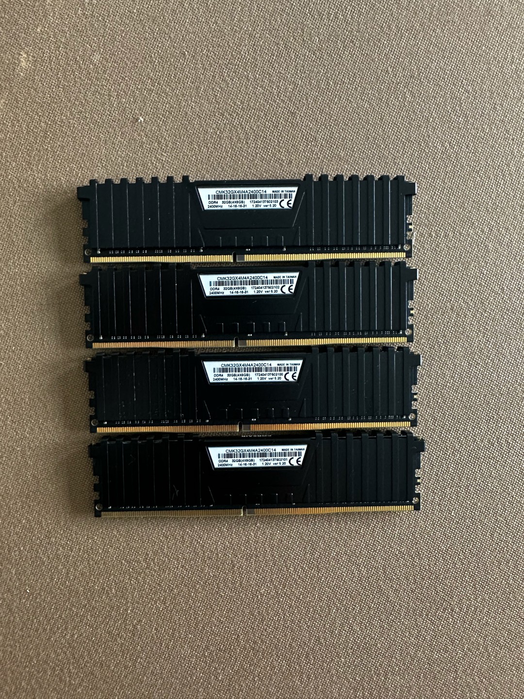 Corsair Vengeance LPX DDR4 RAM 32GB (4x8GB) 2400MHz (works) | Jawa