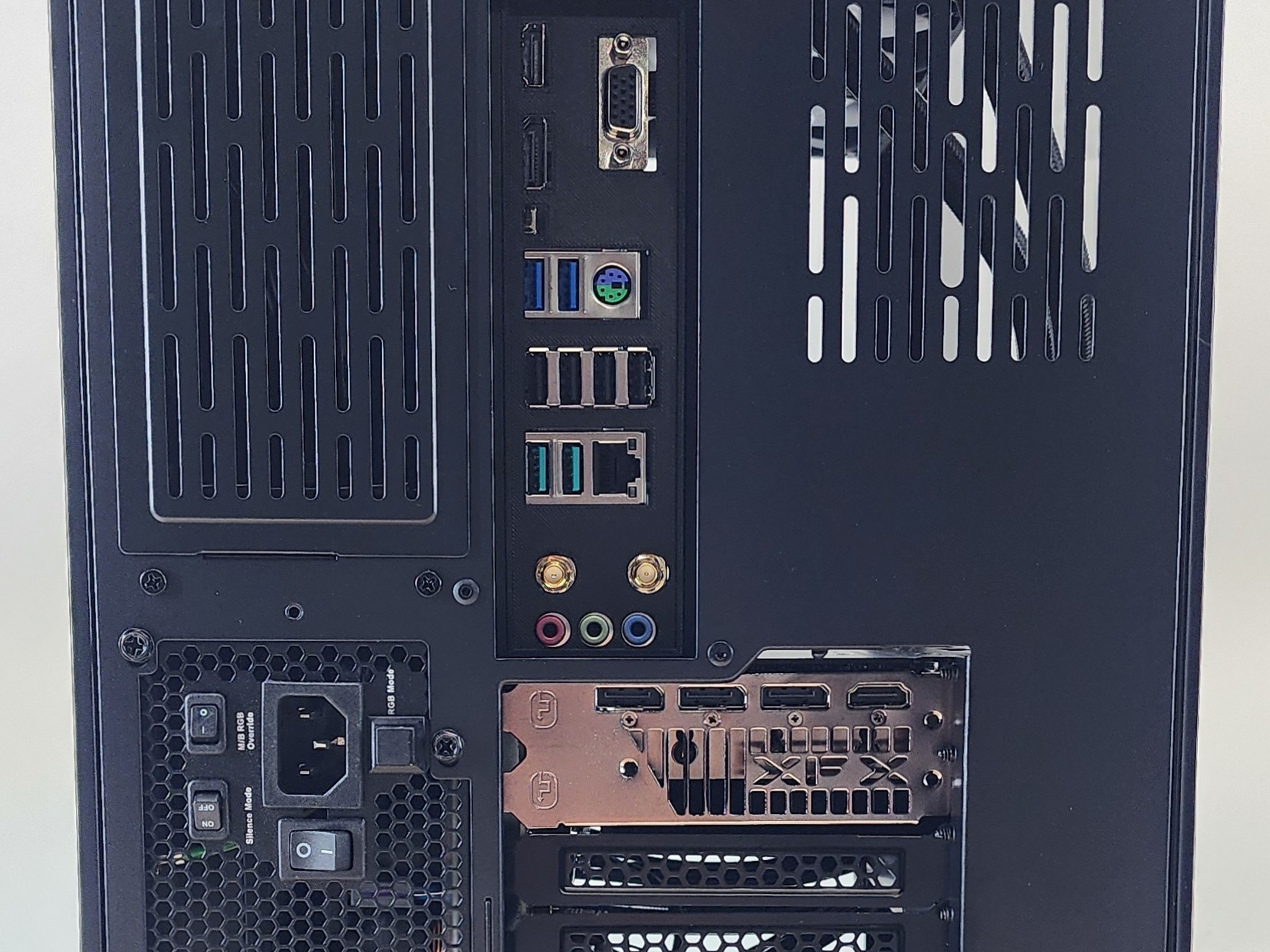 Gaming PC Ryzen 5 9600X 32GB RAM 1TB SSD RX 7700 XT 12GB Windows 11 Computer