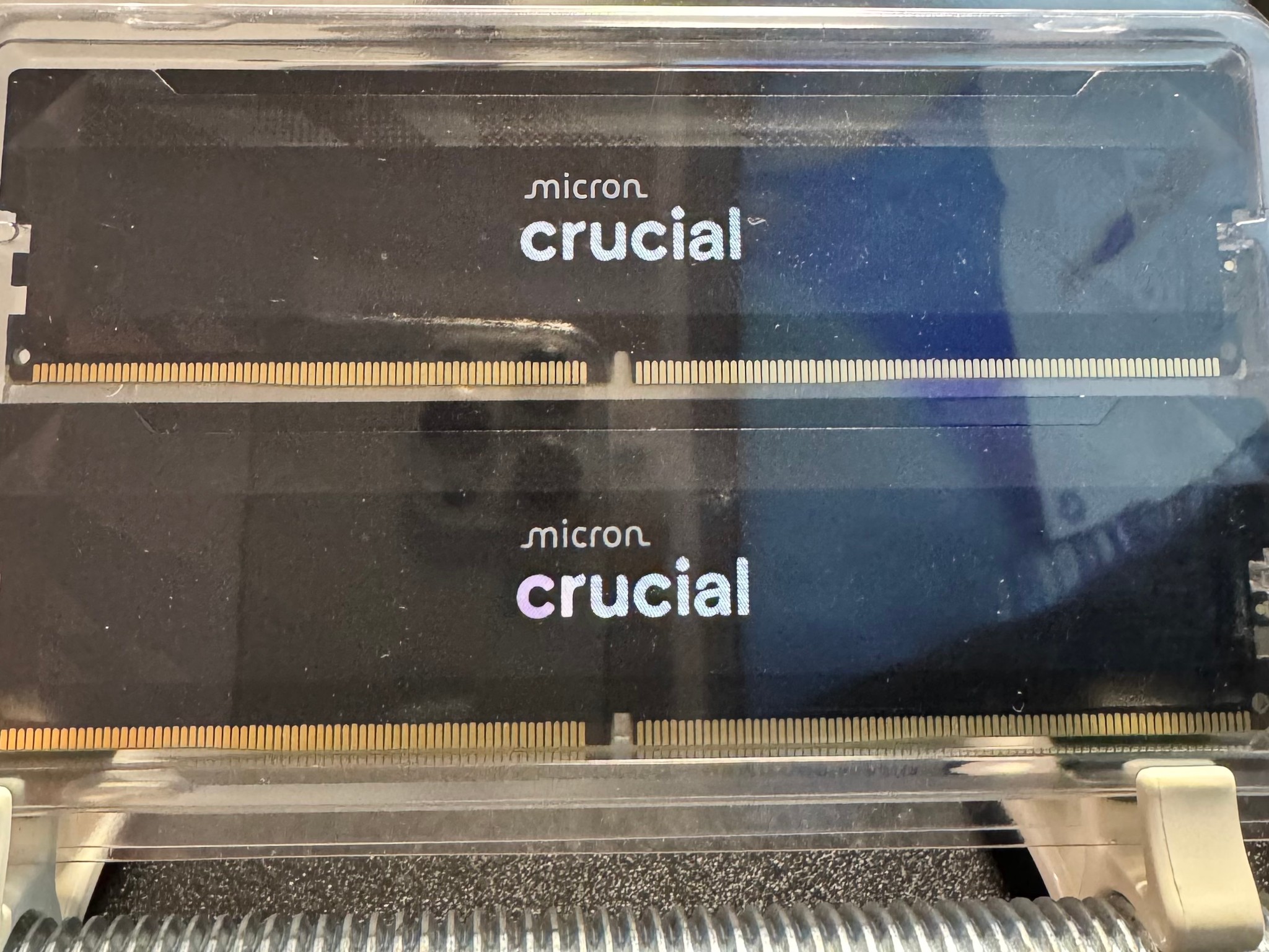 Crucial Pro 32GB (2 x 16GB) DDR5-6400 CL32 CP2K16G64C32U5B
