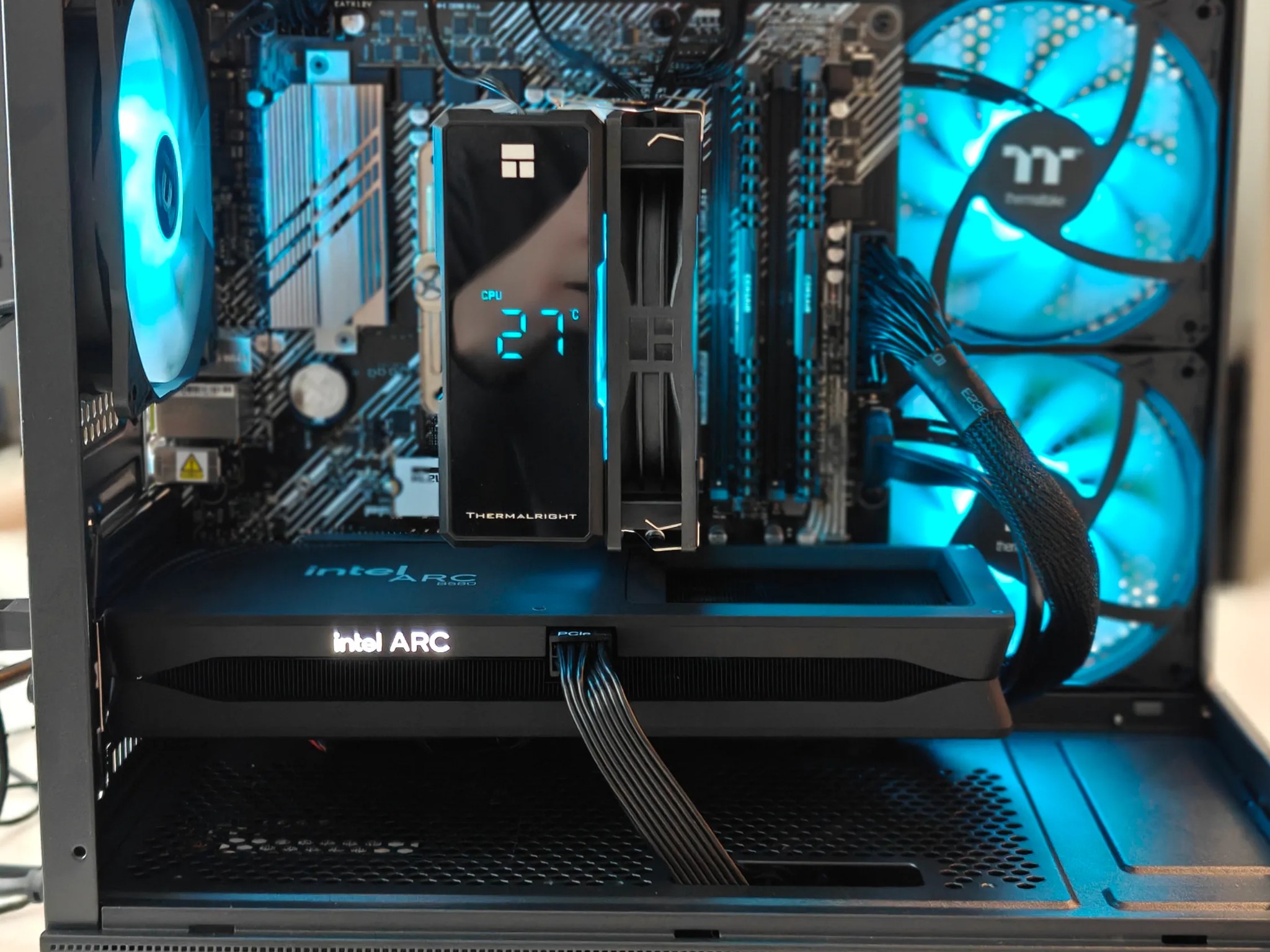 1440P - Arc B580 - Ryzen 7 5700X - 32GB DDR4 - ARGB - Micro ATX - 1TB SSD