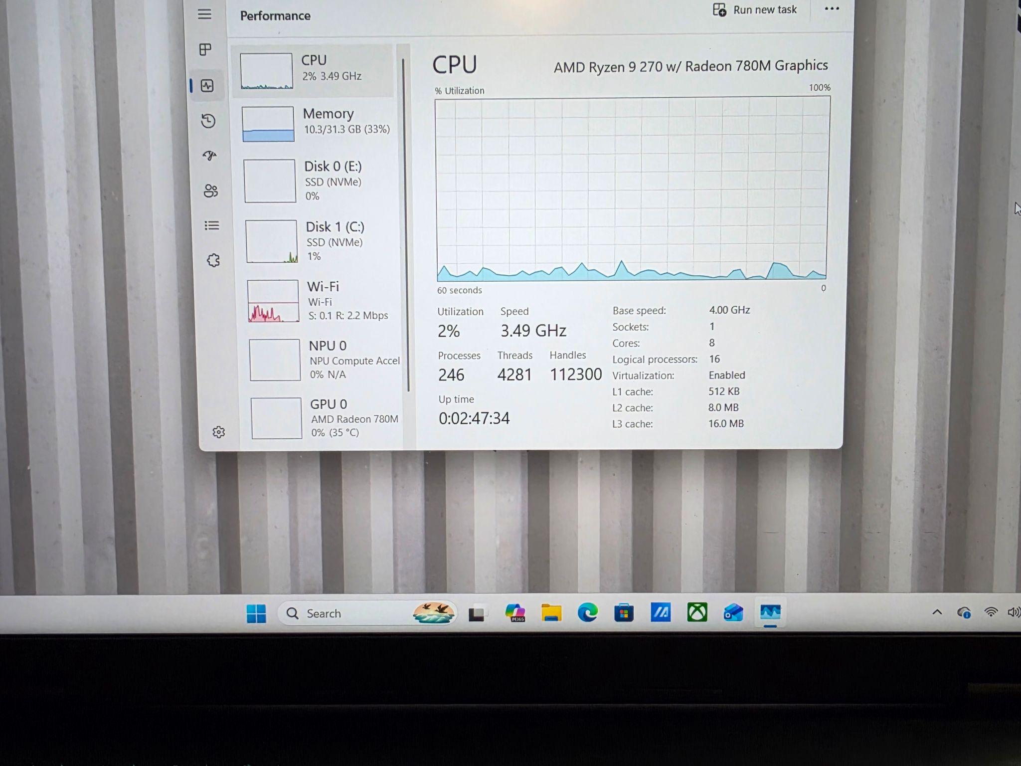 ASUS - TUF Gaming A16 16" 165Hz - AMD Ryzen 9 270 - 32GB RAM - NVIDIA GeForce RTX 5070  2TB SSD