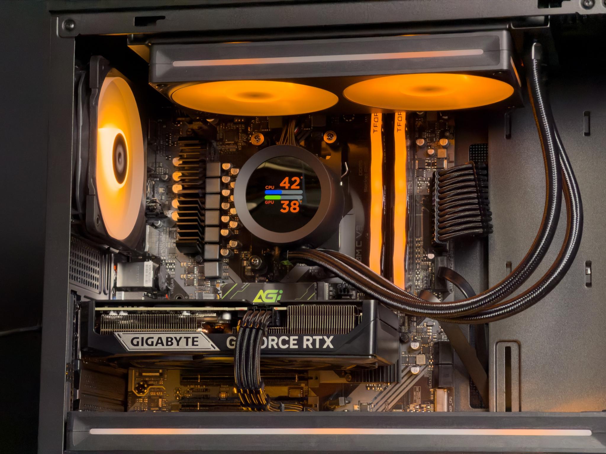 Lumenforge | RTX 5060ti 16gb | R5 7600x | RGB 16gb DDR5 | 1TB SSD