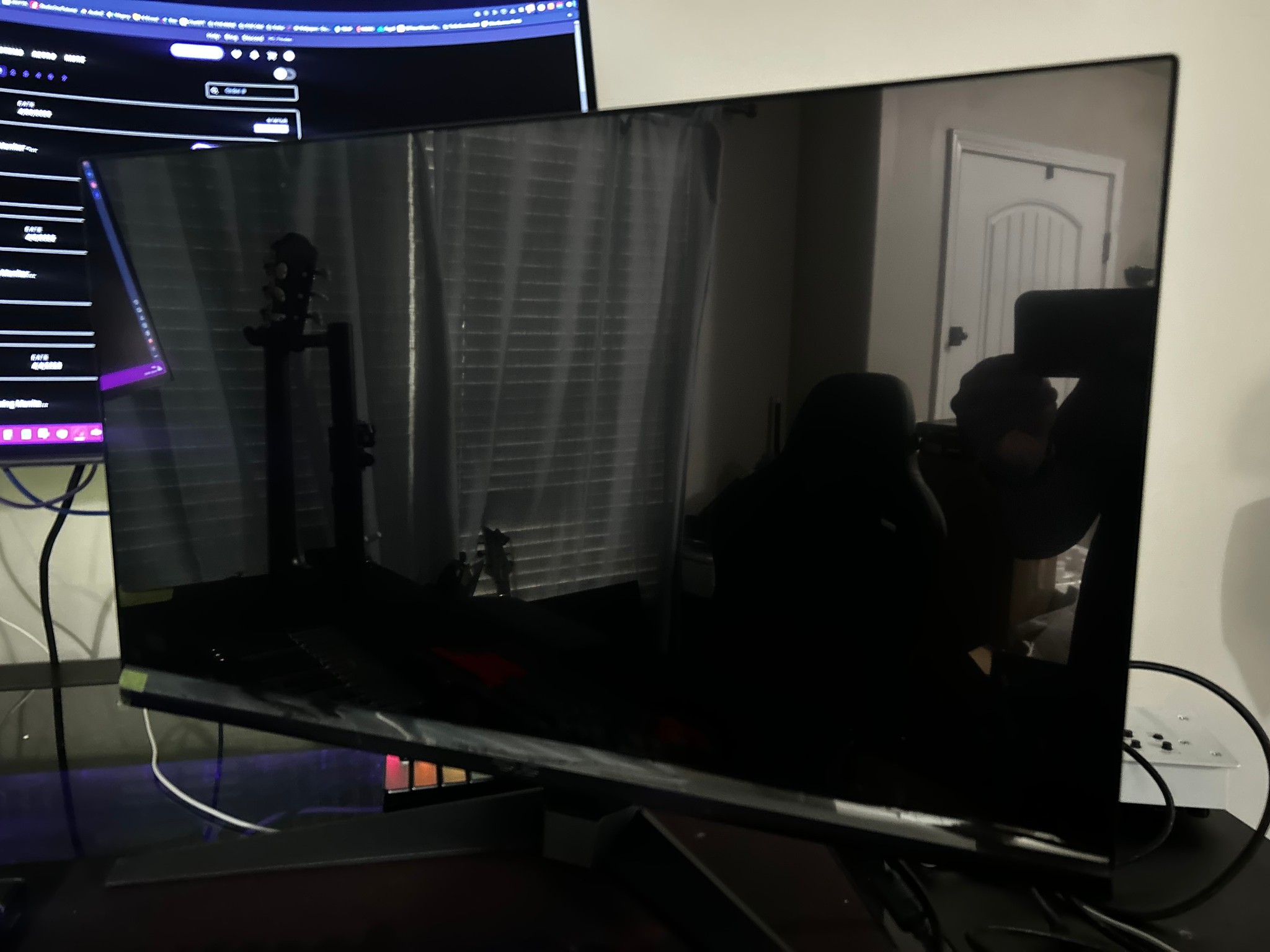 NEW ASUS 27" Full HD (1920 x 1080) 165Hz Gaming Monitor (VG279Q1A) (Screen Protector Film In-Tact)