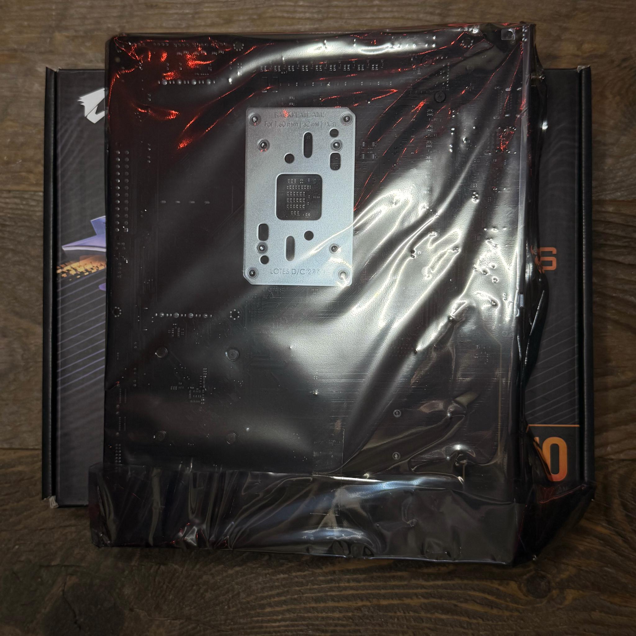Gigabyte Aorus B650