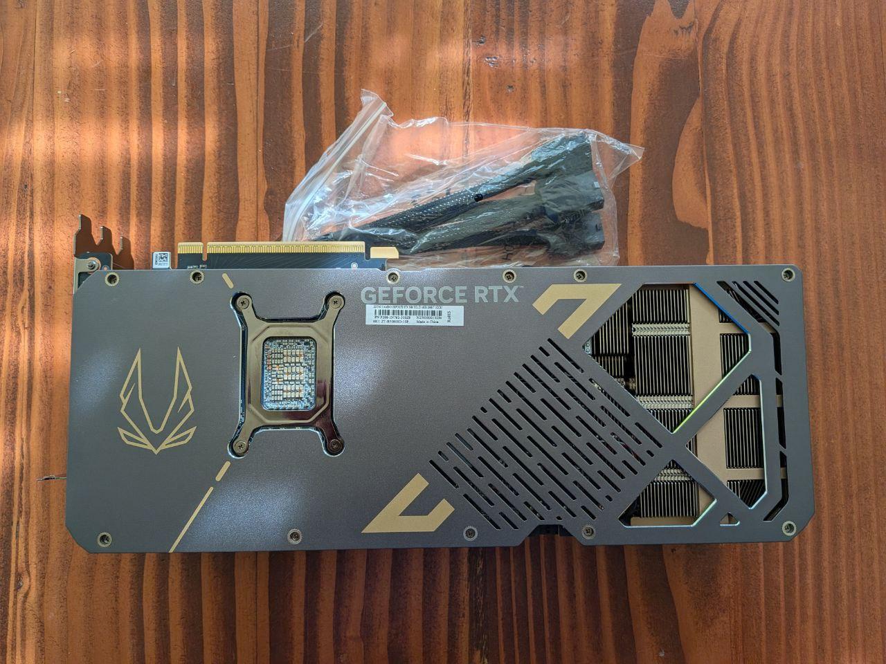 ZOTAC GAMING GeForce RTX 5080 SOLID