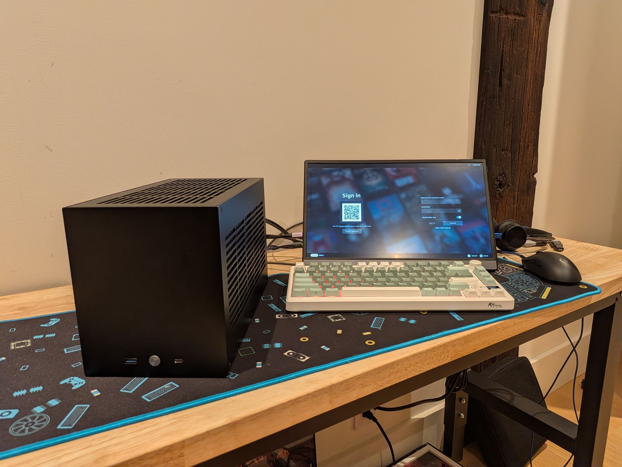 1440p Wanderer - RX 7800 XT, Ryzen 5 7500X3D, 32 GB DDR5 RAM, 2TB NVMe SSD, Noctua