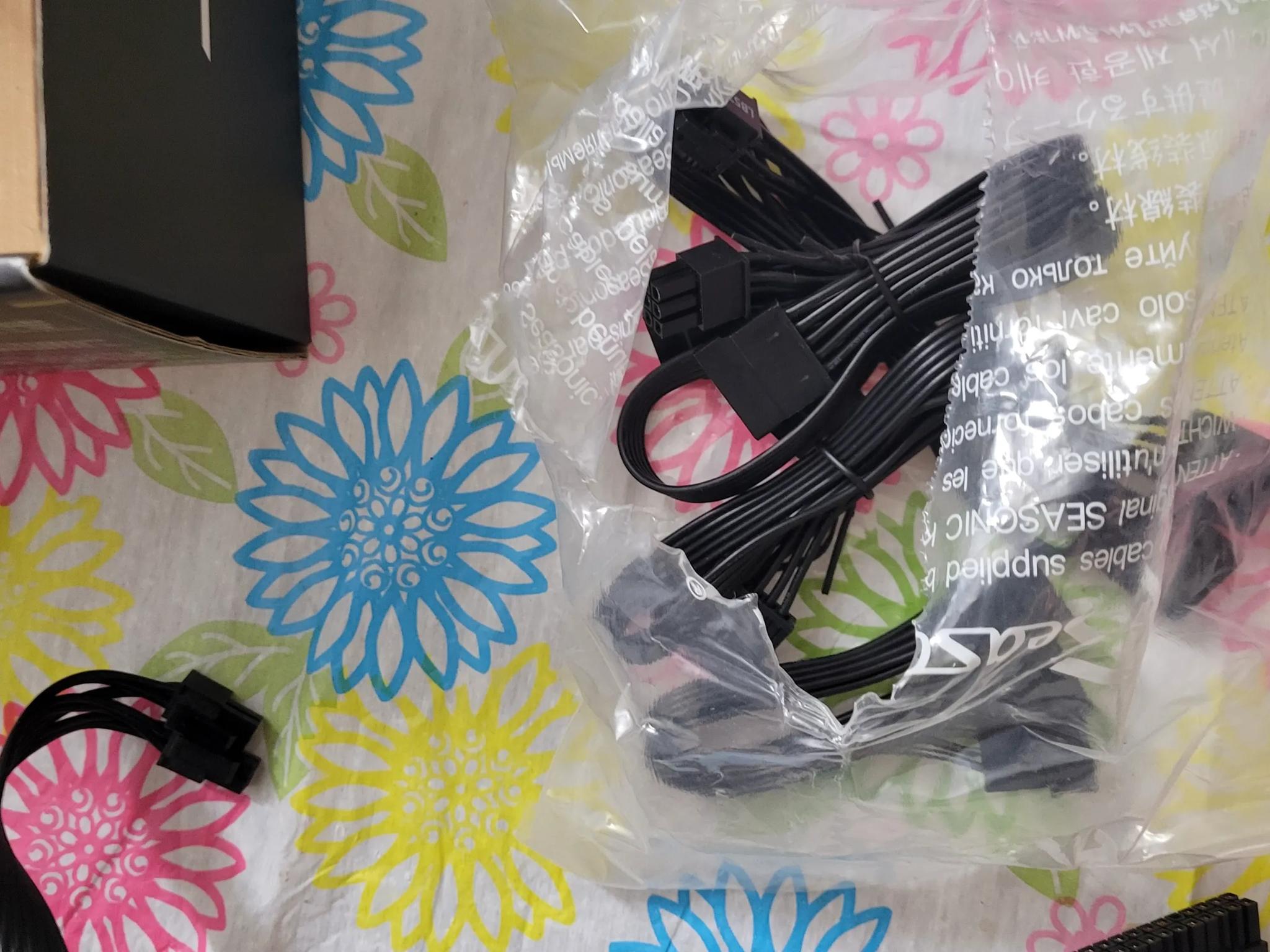 Seasonic FOCUS GX-550, 550W, Full-Modular, Fan Control in Fanless, Silent, and Cooling Mode