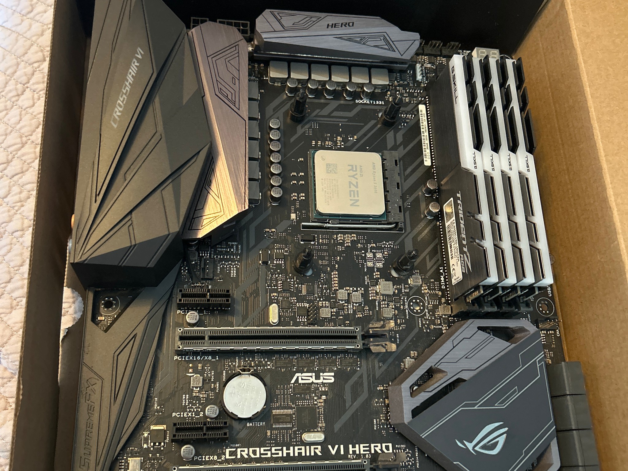 Asus Crosshair VI X370 Motherboard + Ryzen 5 3600 + 32 Gb DDR4 Trident Z | COMBO