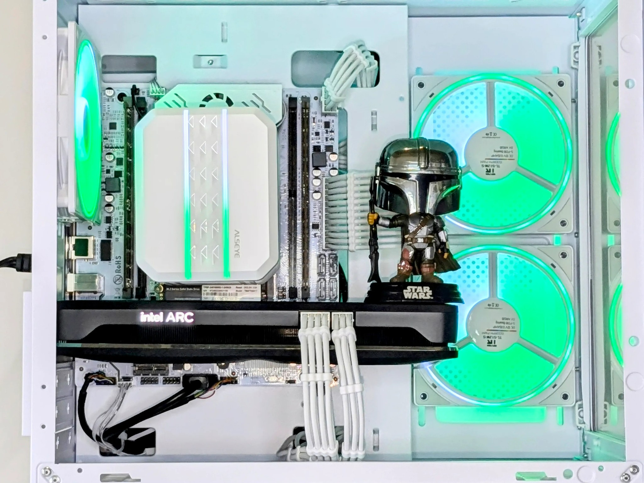 Mandolorian 1080p-1440p Beast🤍Intel ARC A750🤍Intel Xeon(12-cores/24-threads)🤍32GB DDR4🤍1TB SSD🤍