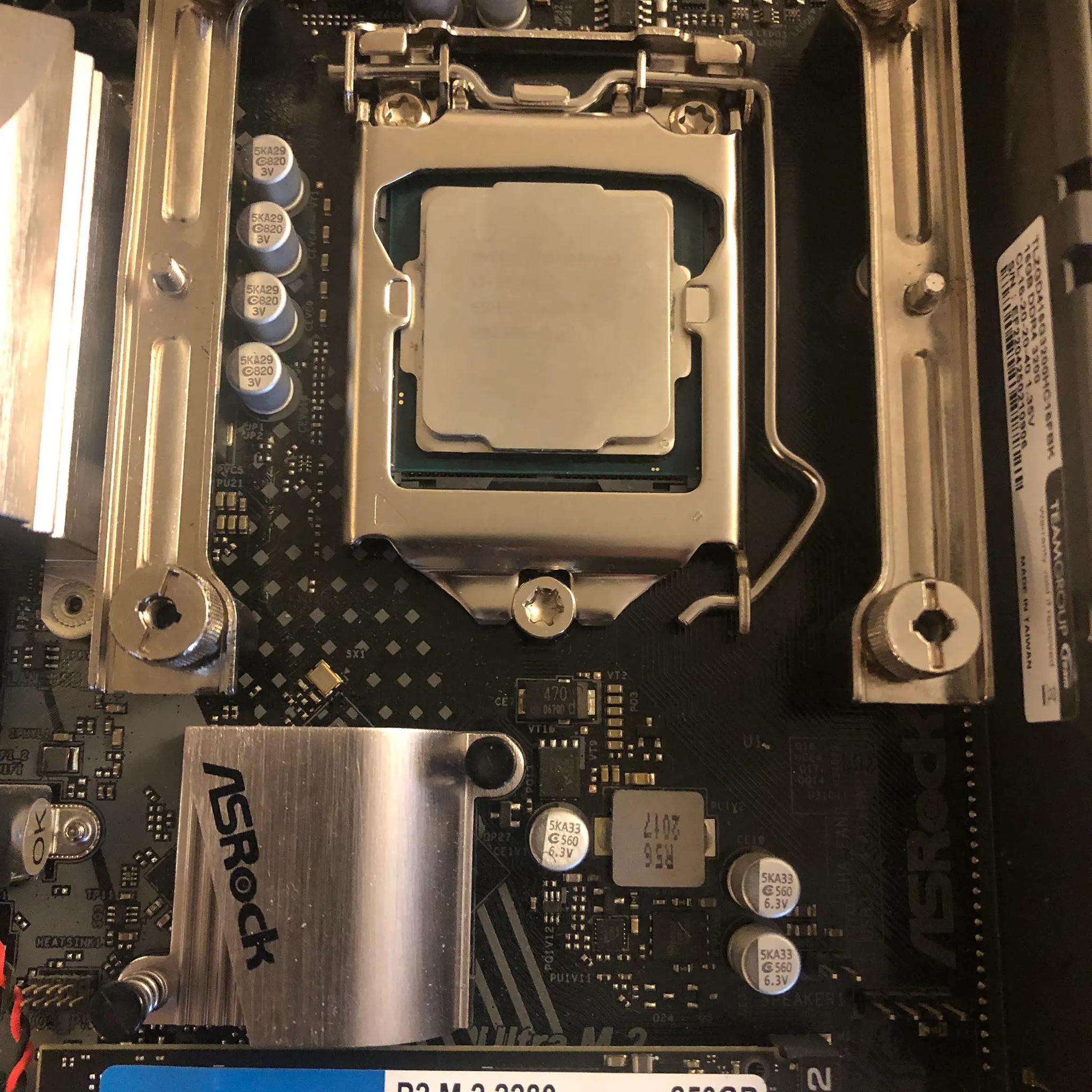 CPU+Motherboard+RAM+SSD combo: AsRock b460m itx, i3 10100, 16 Gb Ram RGB Corsair, Crucial 256G m.2 