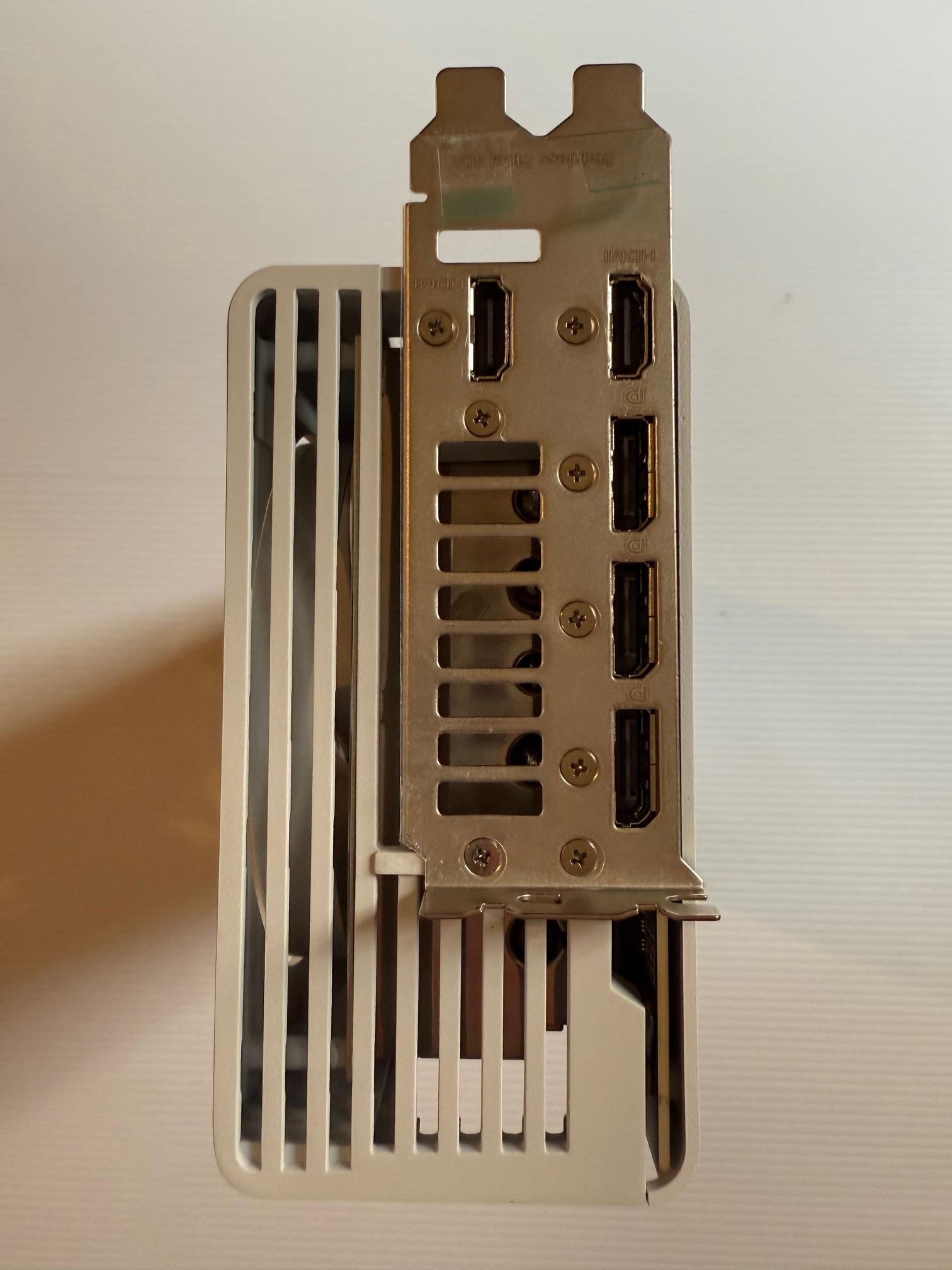 ASUS ROG Strix GeForce RTX 4090 24GB GDDR6X White Edition – Pristine Condition, Ships Fast!