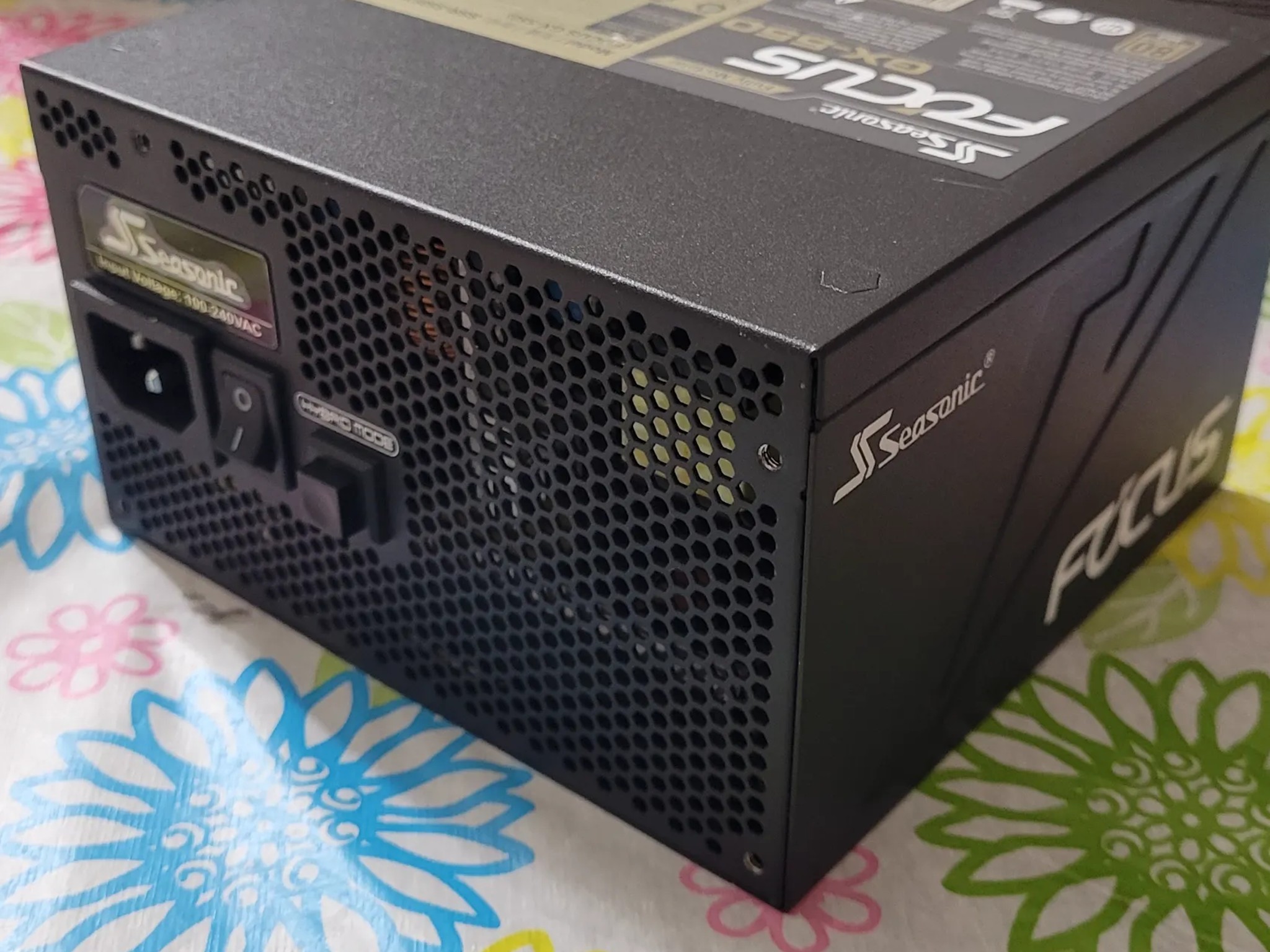 Seasonic FOCUS GX-550, 550W, Full-Modular, Fan Control in Fanless, Silent, and Cooling Mode
