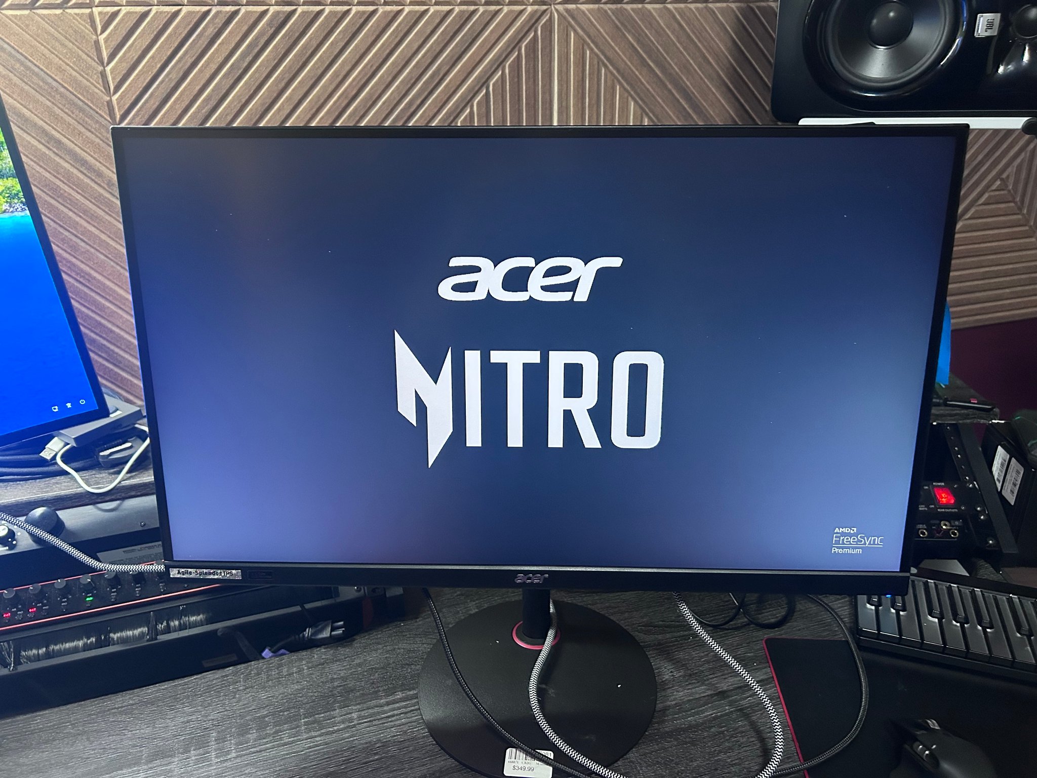 Acer Nitro 27" 4K (160hz) (3840 x 2160) Gaming Monitor (XV272K)