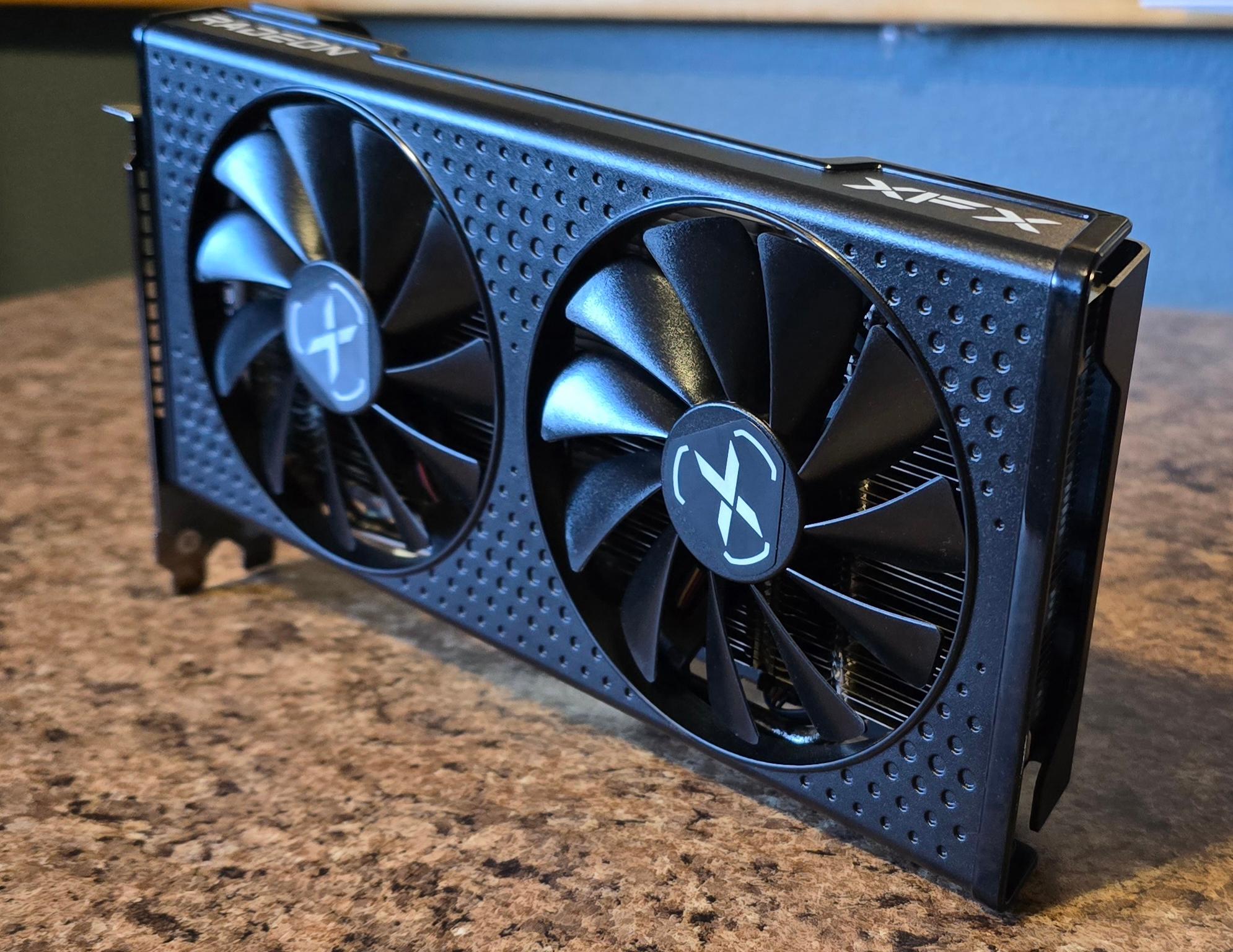 XFX Speedster SWFT 210 Core Radeon RX 7600 - Image 3