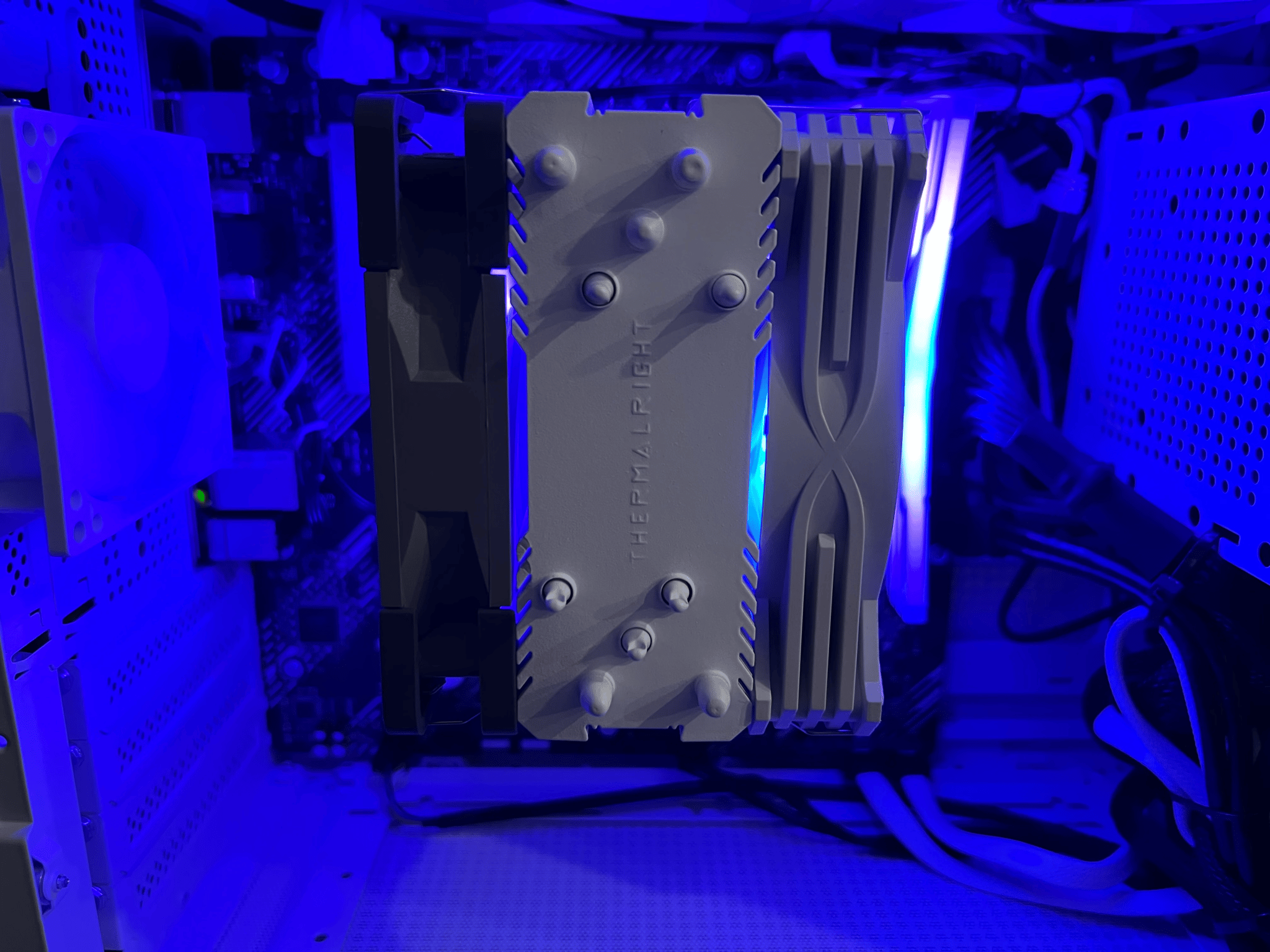 "Shoebox" / Ryzen 5 5600g Igpu gaming pc with free headset