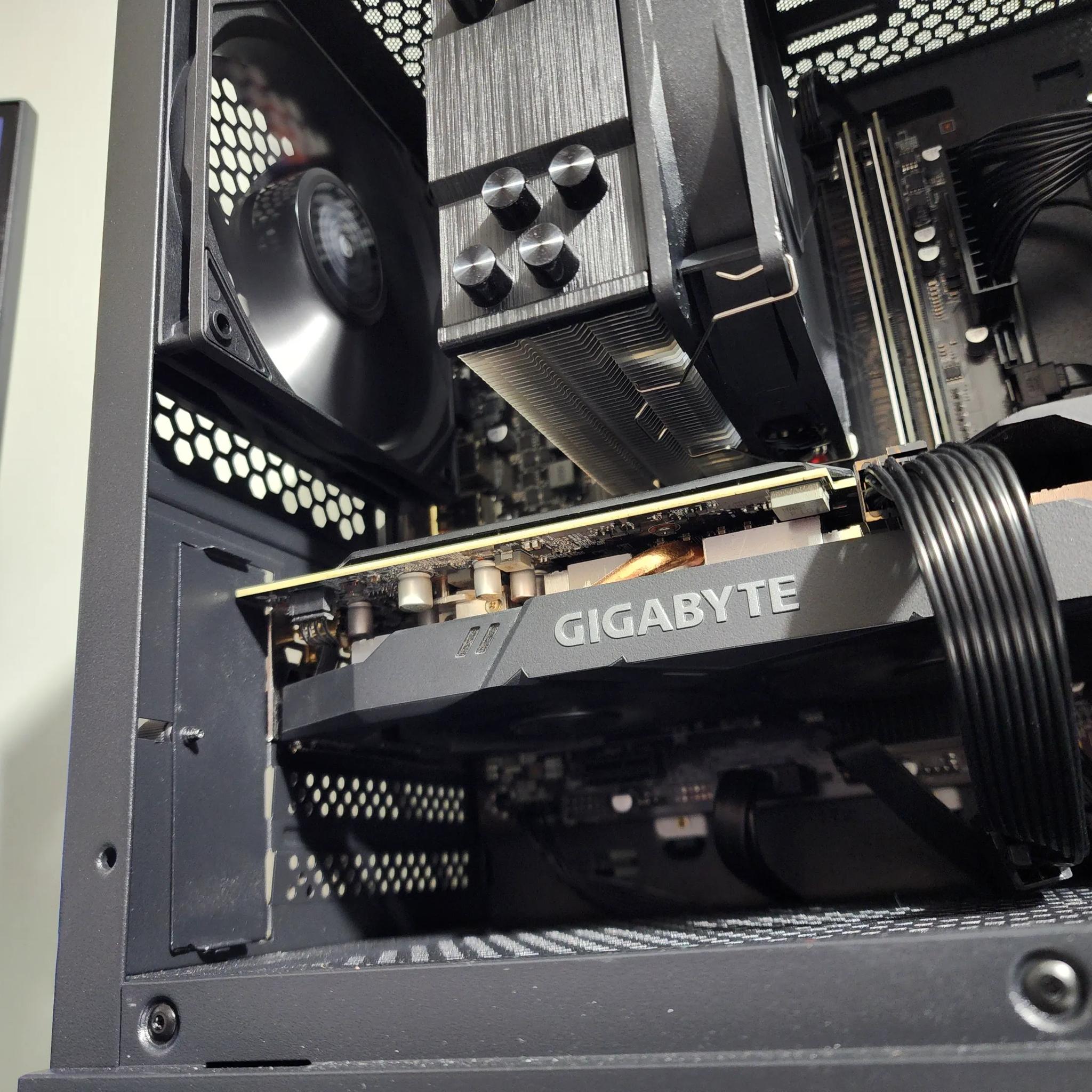 Classy 1080p High Setting Gaming PC. (RYZEN 3600, GTX 1660S, 32GB DDR4 3200MHZ)