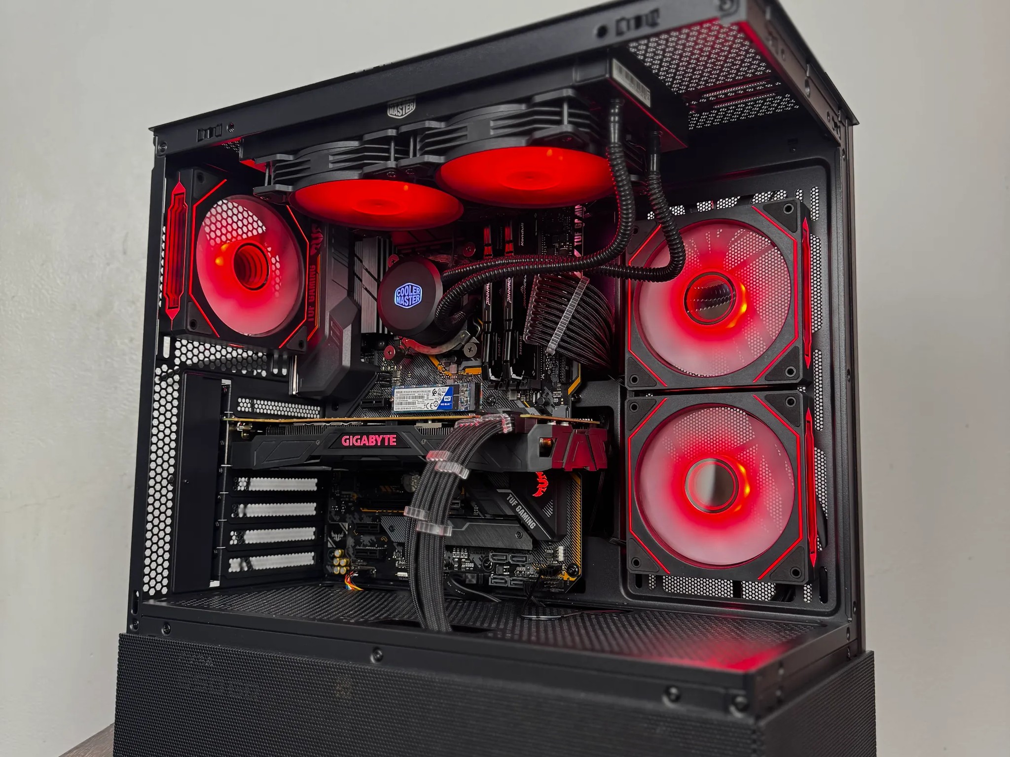 💸Value!💸 Budget Gaming PC (i7 9700k + GTX 1080 TI + 16gb Ram)