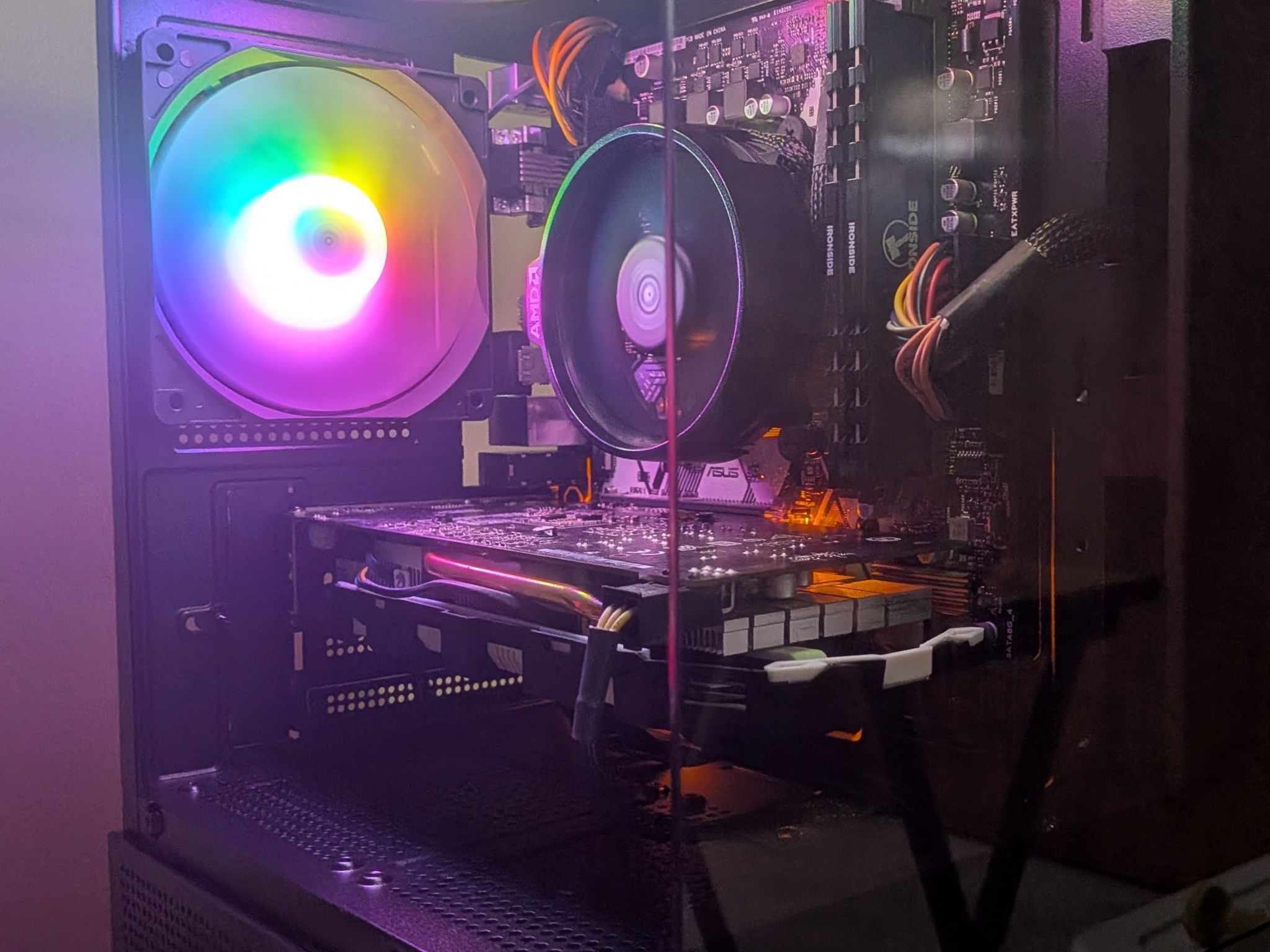 Budget Gaming PC/R7 1700X/GTX 1060 3GB/512GB NVME/16GB DDR4/WIFI & BT
