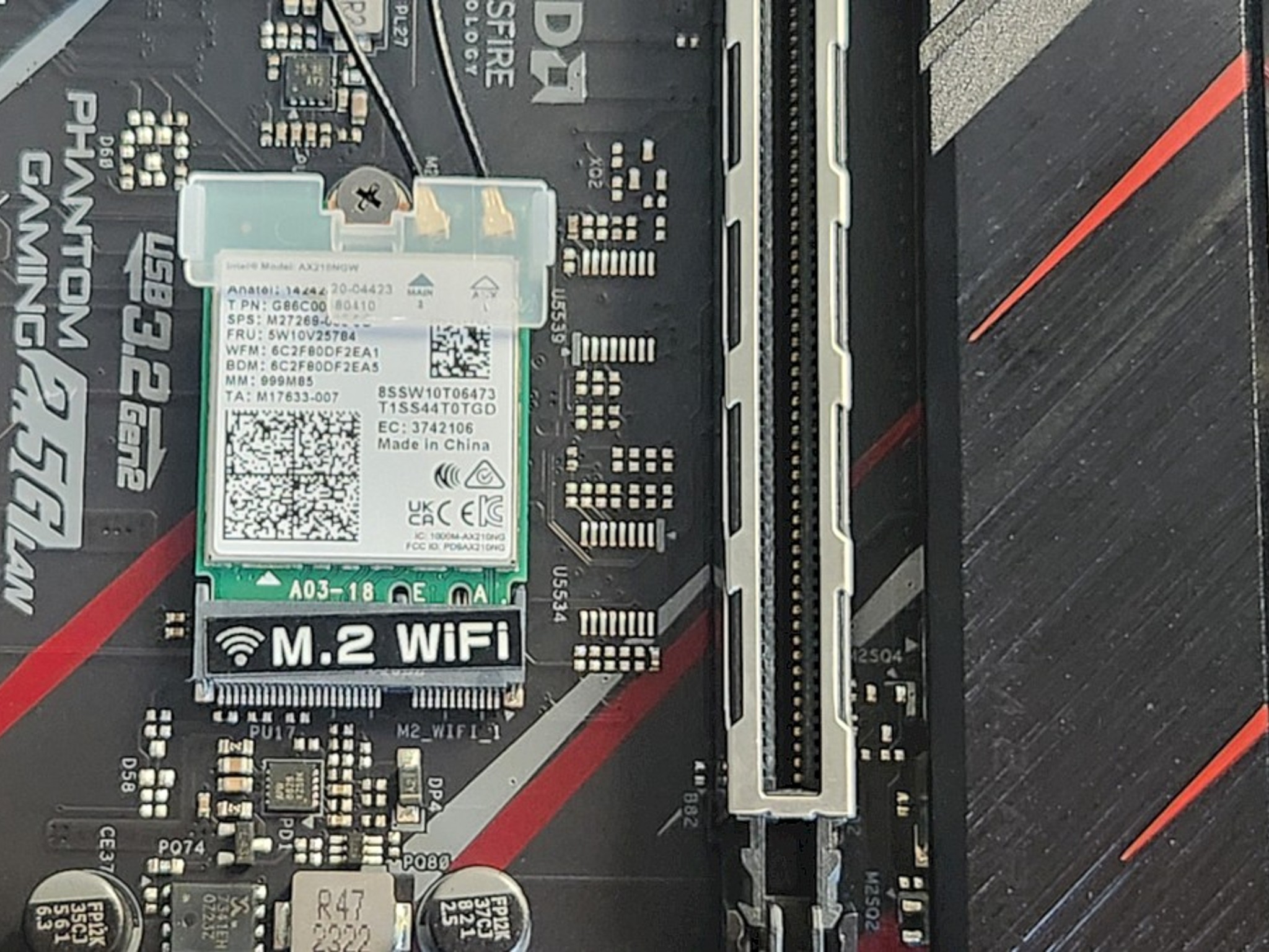 ASrock B550 PG Velocita + Intel AX210 Wifi 6E card + Asus Wifi 6E antenna