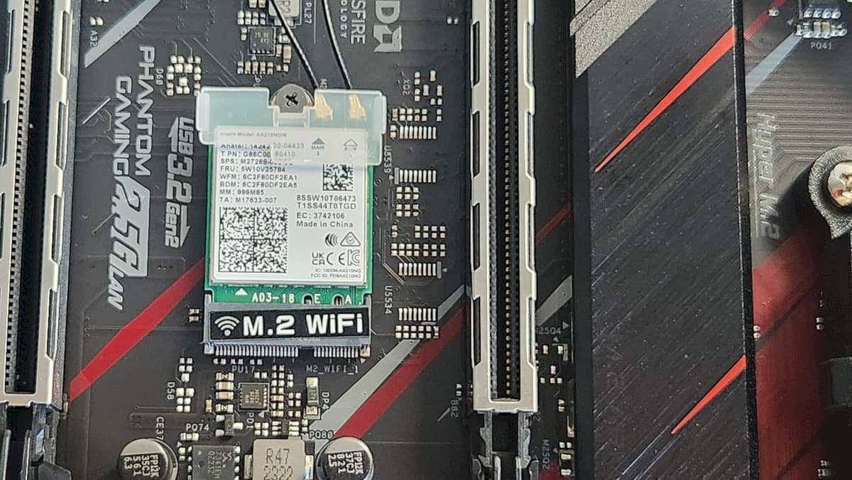 ASrock B550 PG Velocita + Intel AX210 Wifi 6E card + Asus Wifi 6E antenna