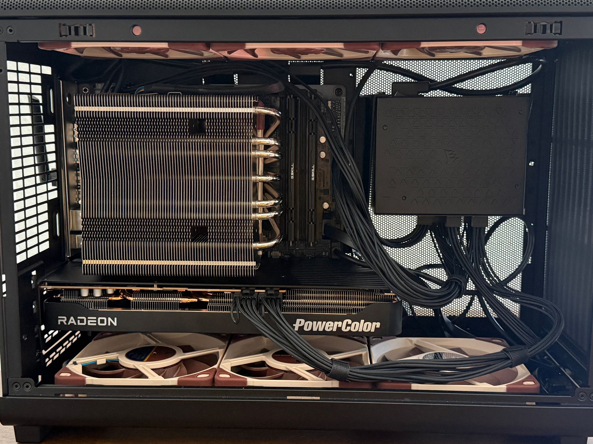Radeon RX 9070 XT Custom Gaming PC - Ryzen 9 9950X3D, 32GB RAM, 2TB NVMe SSD