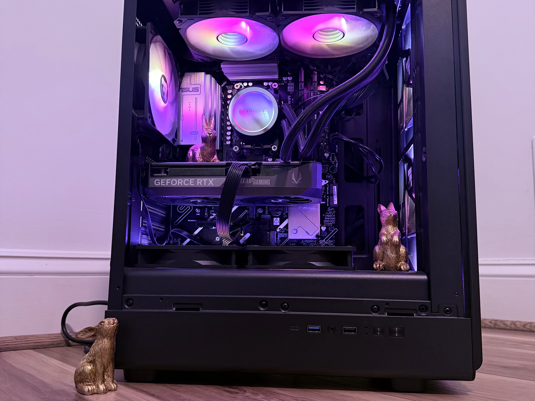 🖤🐰"Black Bunny"🐰🖤 | 1440p/4k Gaming | RTX 5060 Ti 16gb | Ryzen 5 9600X | 32GB DDR5 | 1TB NVMe