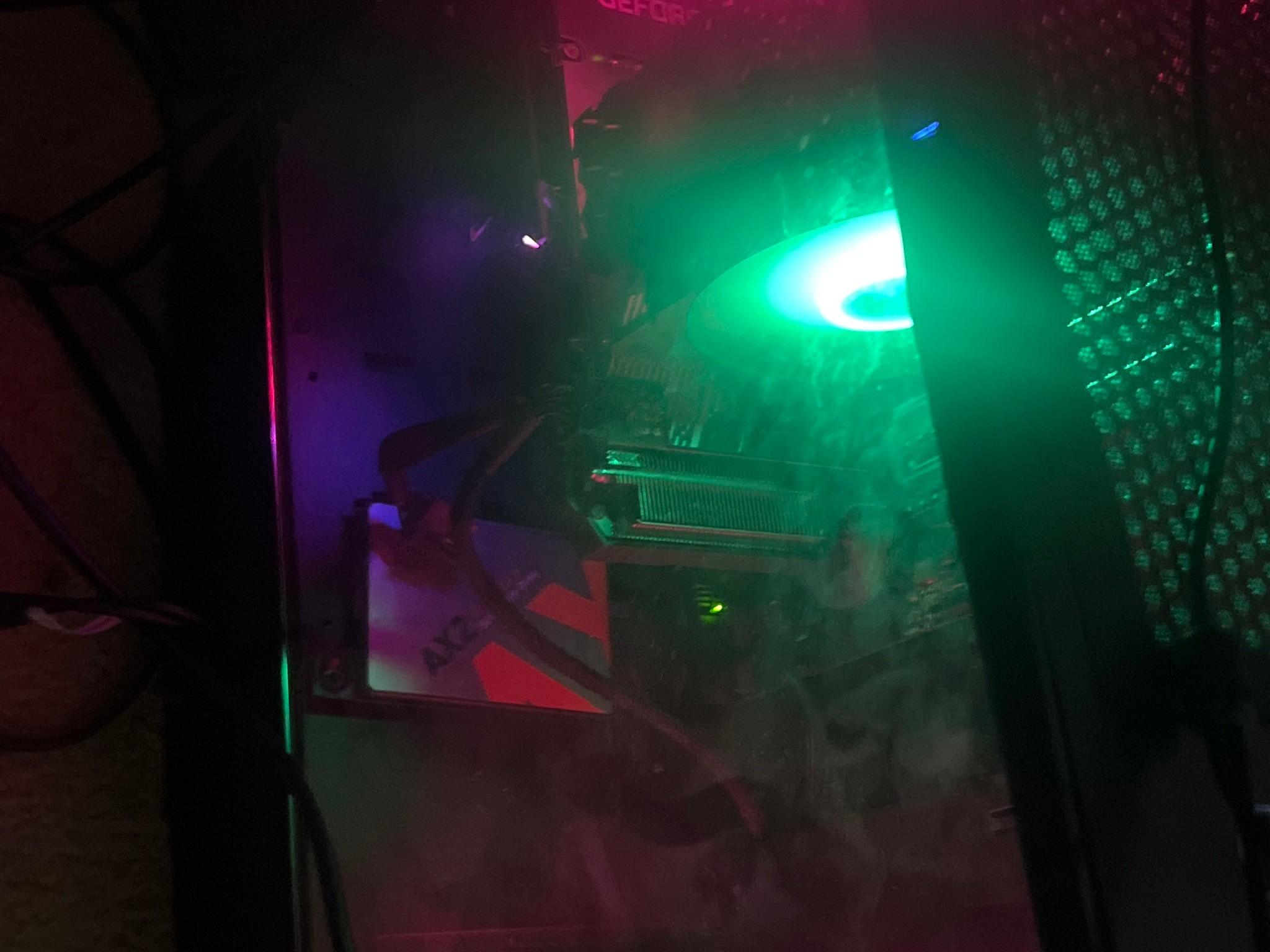 Custom Gaming PC Build [No drives!!!!!!!!] fully working and solid build
