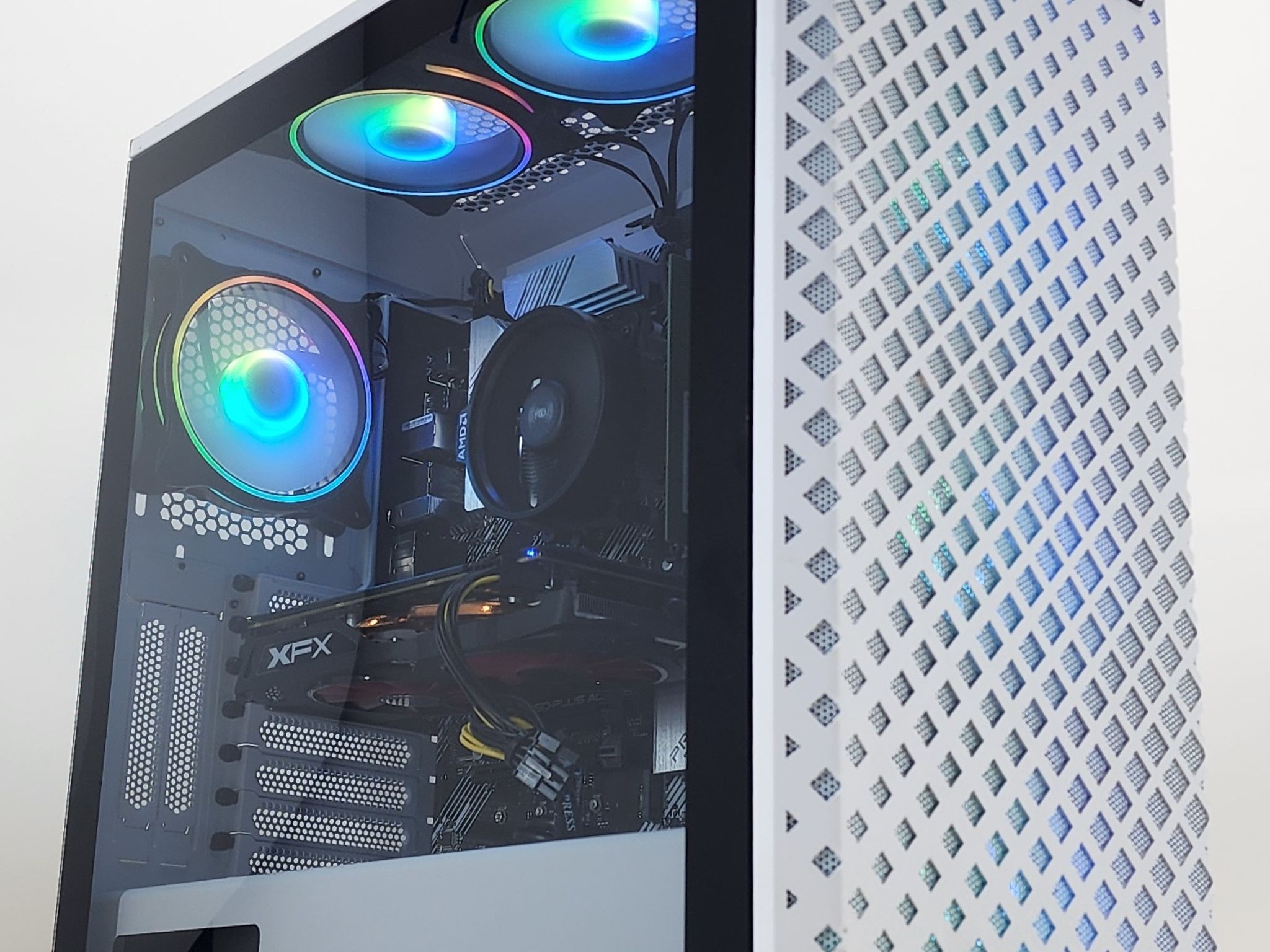 Gaming PC Ryzen 3 4100 8GB RAM 256GB SSD+1TB HDD RX 570 8GB Windows 11 Computer