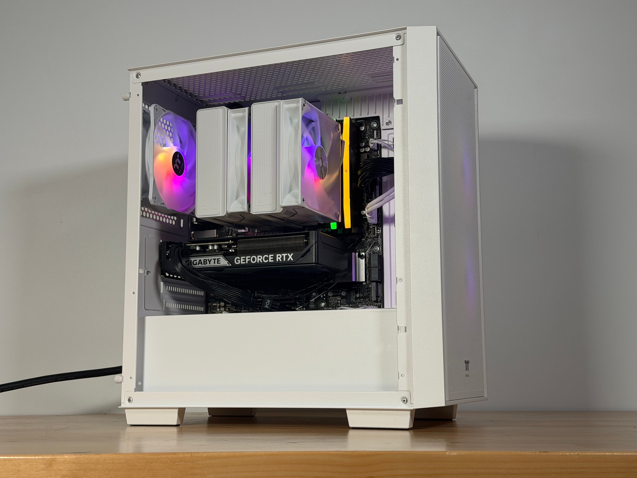 RTX 5060TI 16gb Ryzen 5 7600x3d Gaming PC