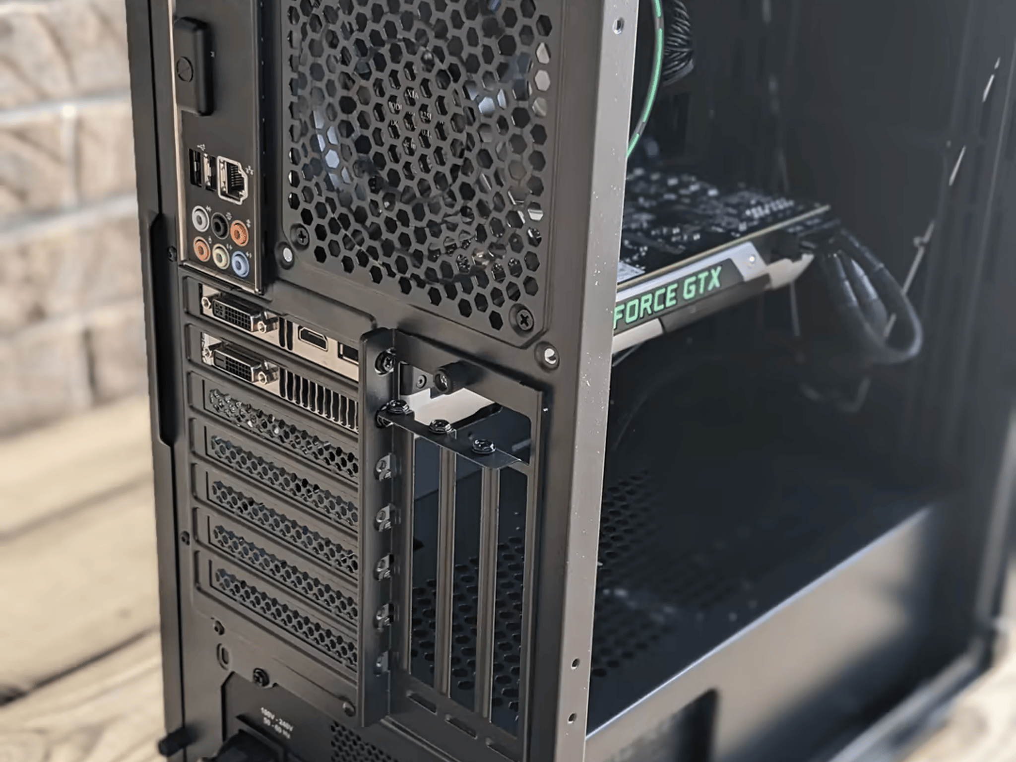 Green Bean/ i5, GTX 460 Light E-Sports Gaming PC
