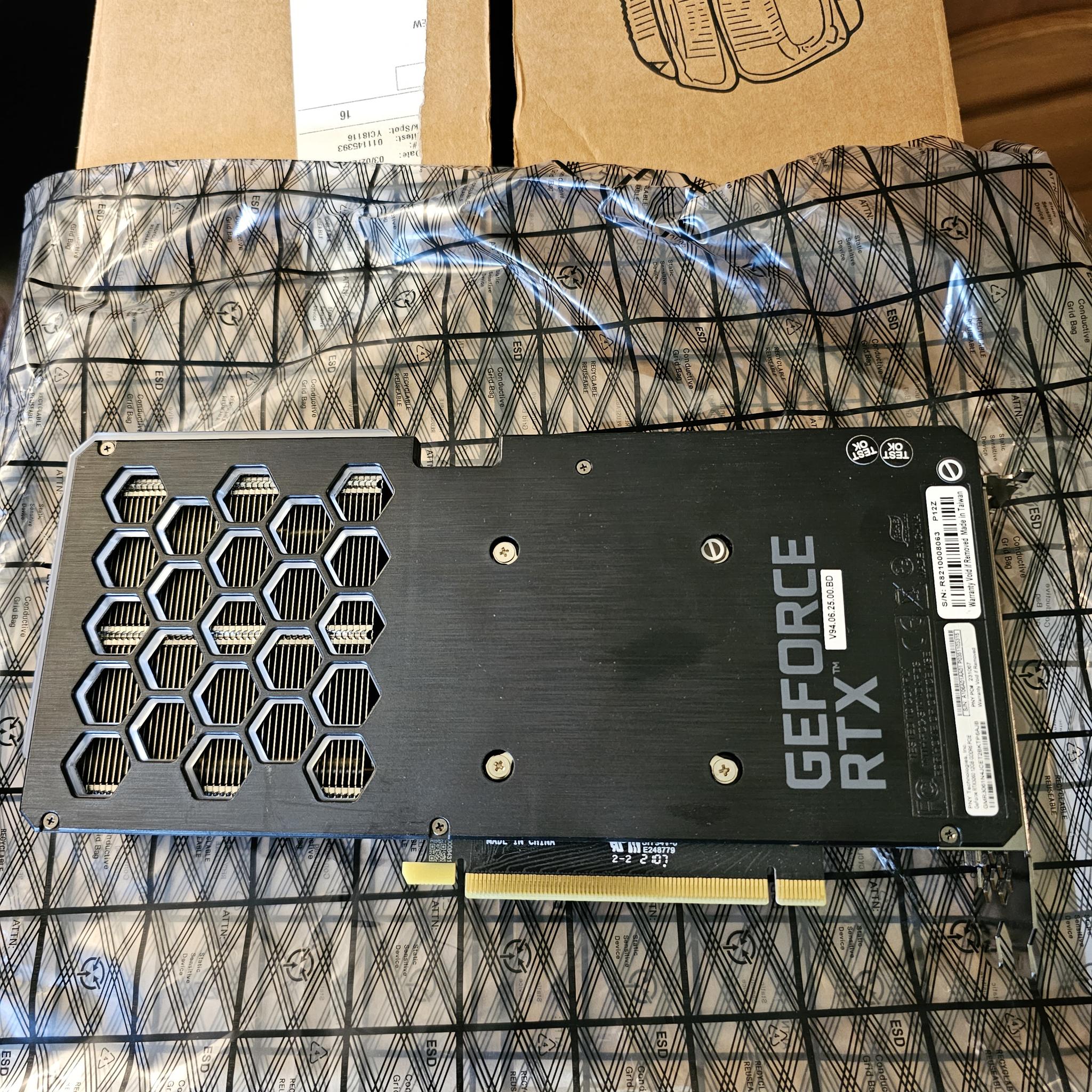 PNY GeForce RTX™ 3060 12GB XLR8 Gaming REVEL EPIC-X RGB™ Dual Fan Graphics Card