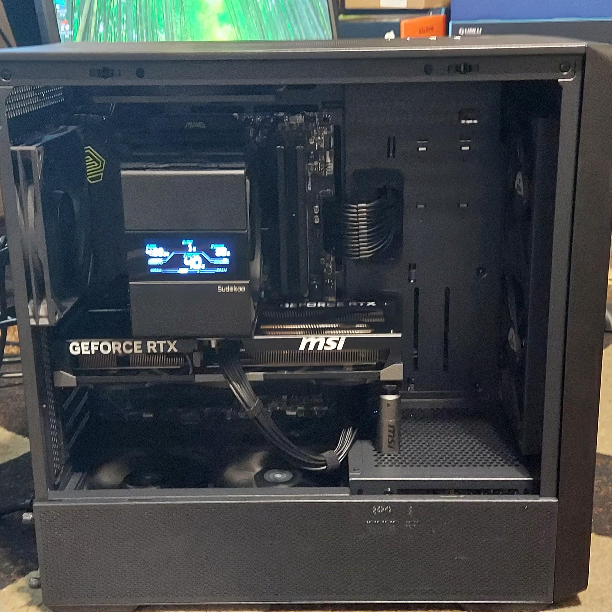 MSI Stealth 9800X3D/RTX 5070Ti Gaming PC