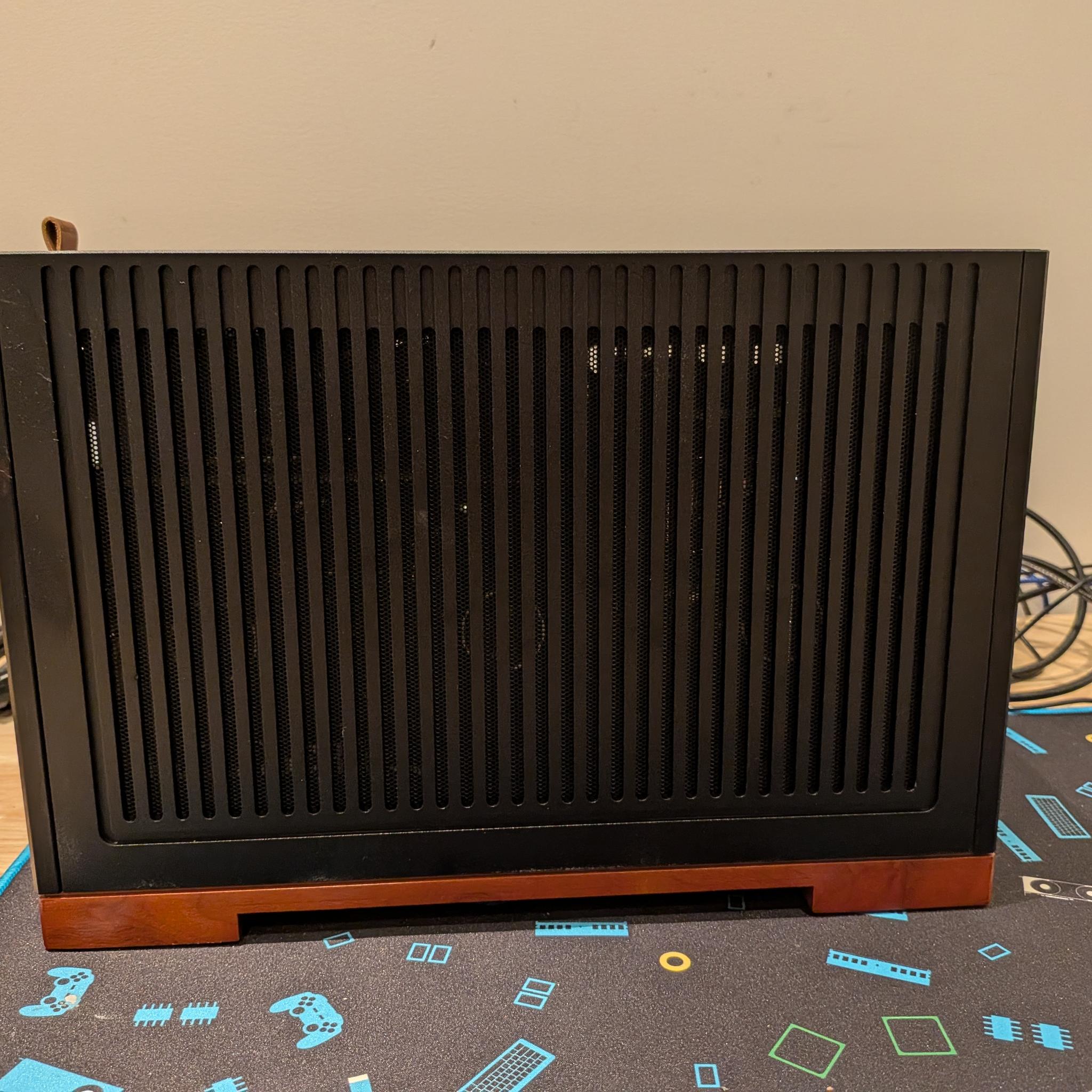1440p Globetrotter - RX 9070, Ryzen 5 9600X, 32 GB DDR5 RAM, 1 TB Gen 4 NVME, Noctua