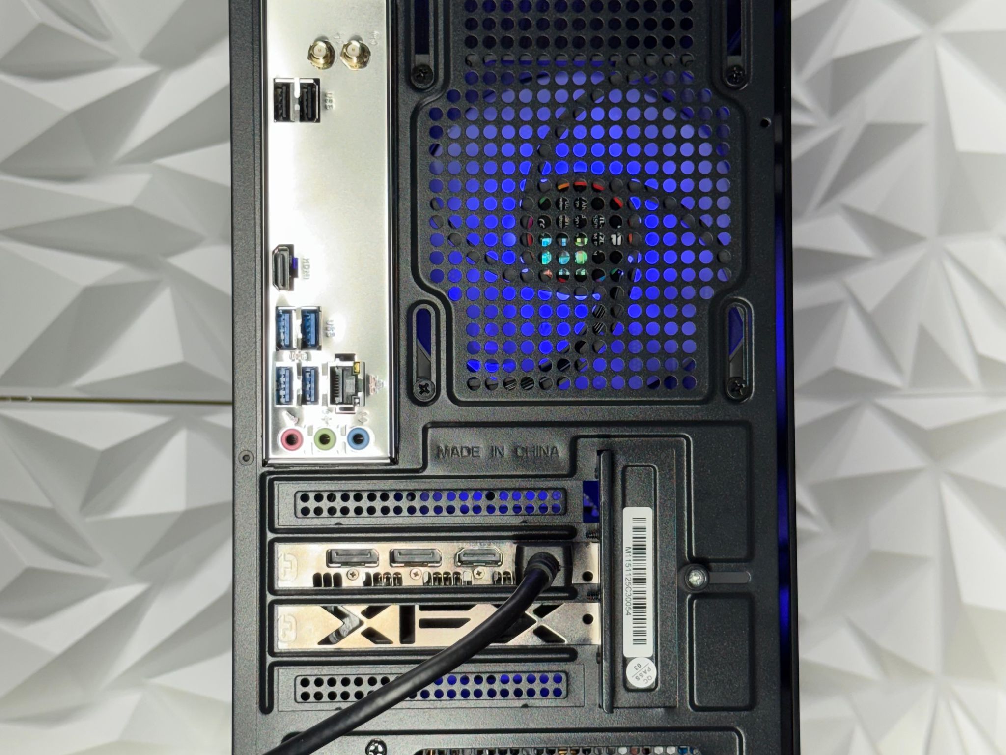 Rx 6600 / Ryzen 5 5500 / 16GB DDR4 Ram / 500GB Samsung SSD / Windows 11