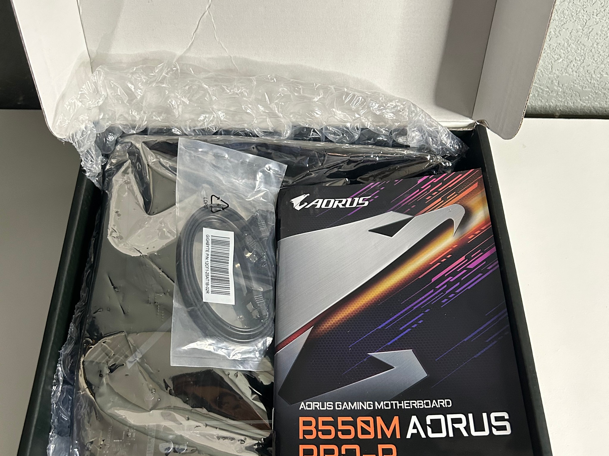 Gigabyte B550M AORUS PRO-P (AMD Ryzen 5000/B550/Micro ATX/M.2x2)