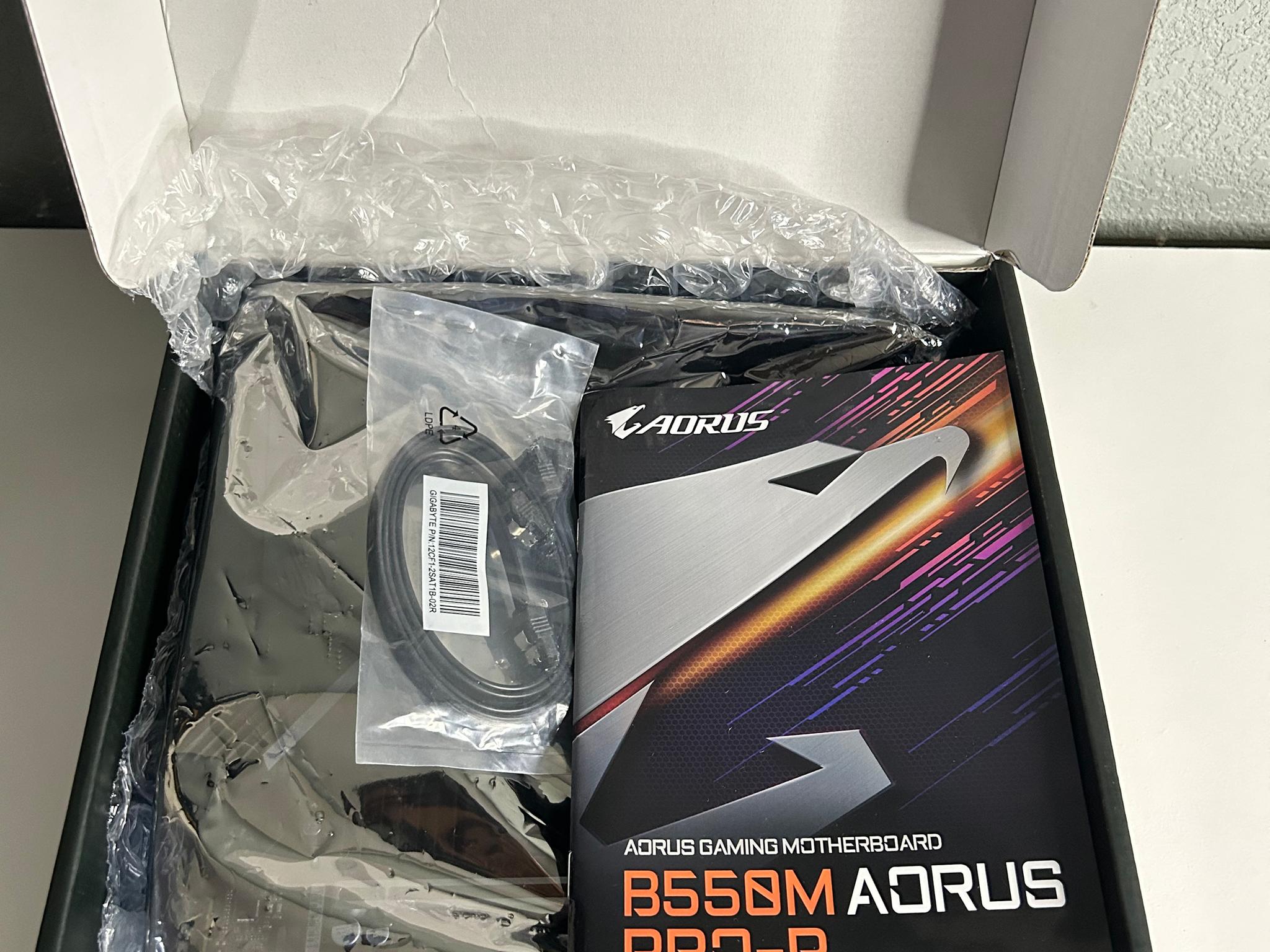 Gigabyte B550M AORUS PRO-P (AMD Ryzen 5000/B550/Micro ATX/M.2x2)