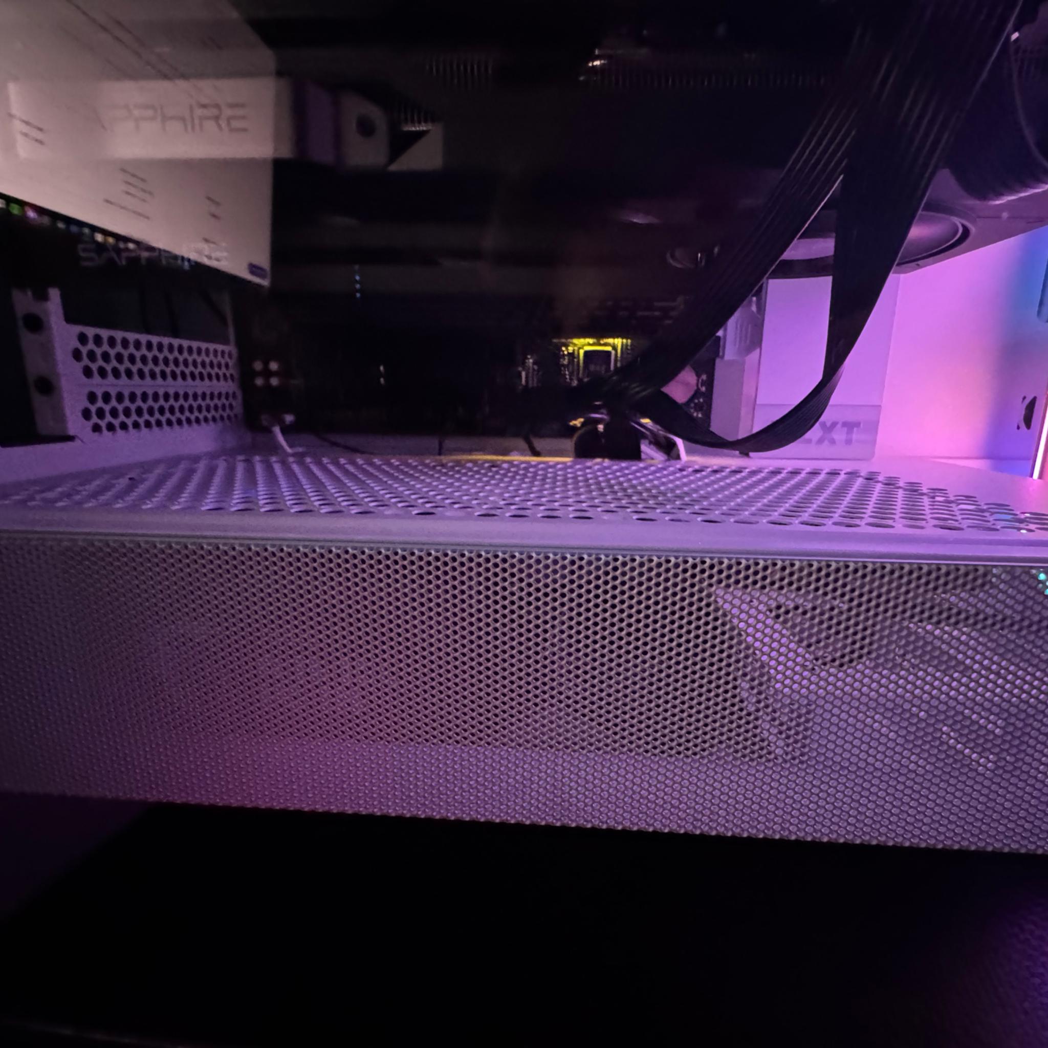 Radeon RX7900XTX + Ryzen 7 7800X3D, 32 GB DDR5 Ram, 1 TB Storage