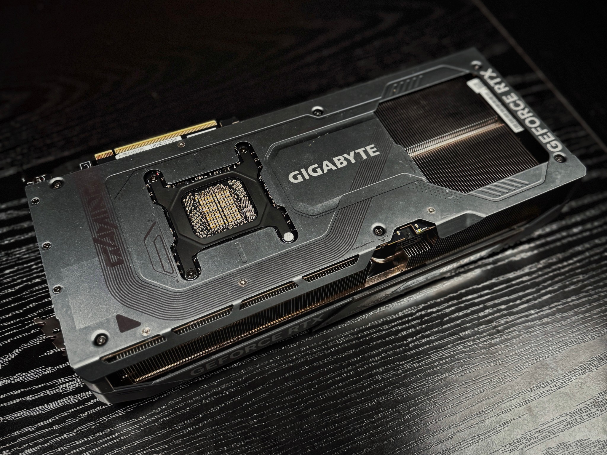GIGABYTE GeForce RTX 5090 GAMING OC 32G