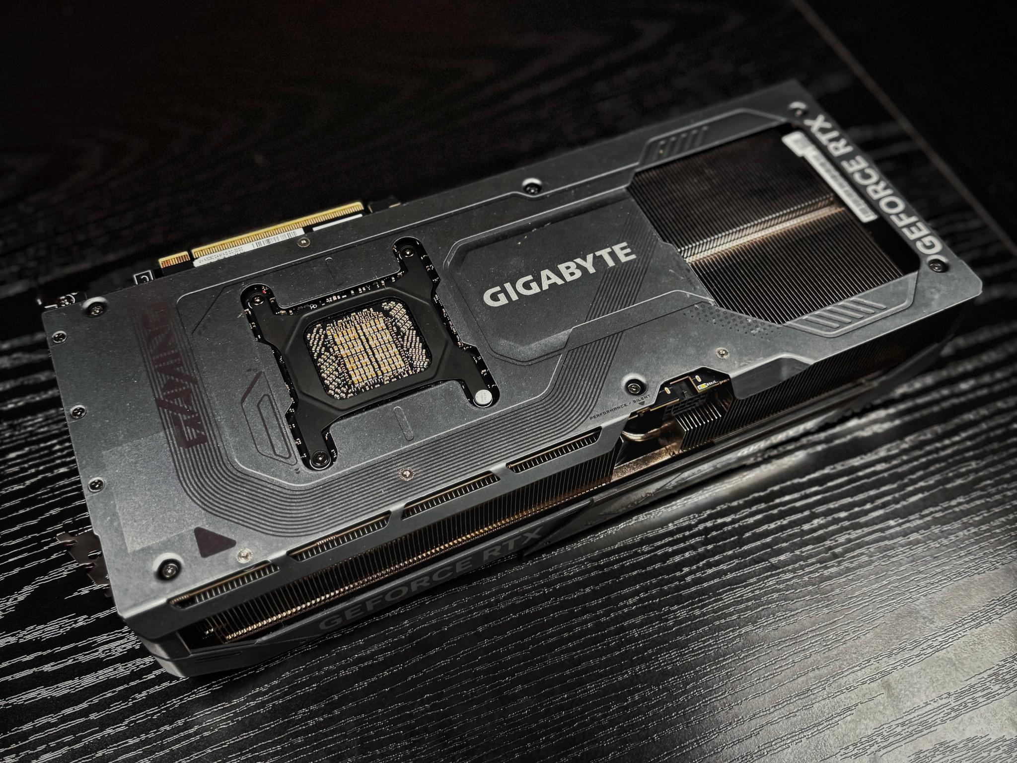 GIGABYTE GeForce RTX 5090 GAMING OC 32G