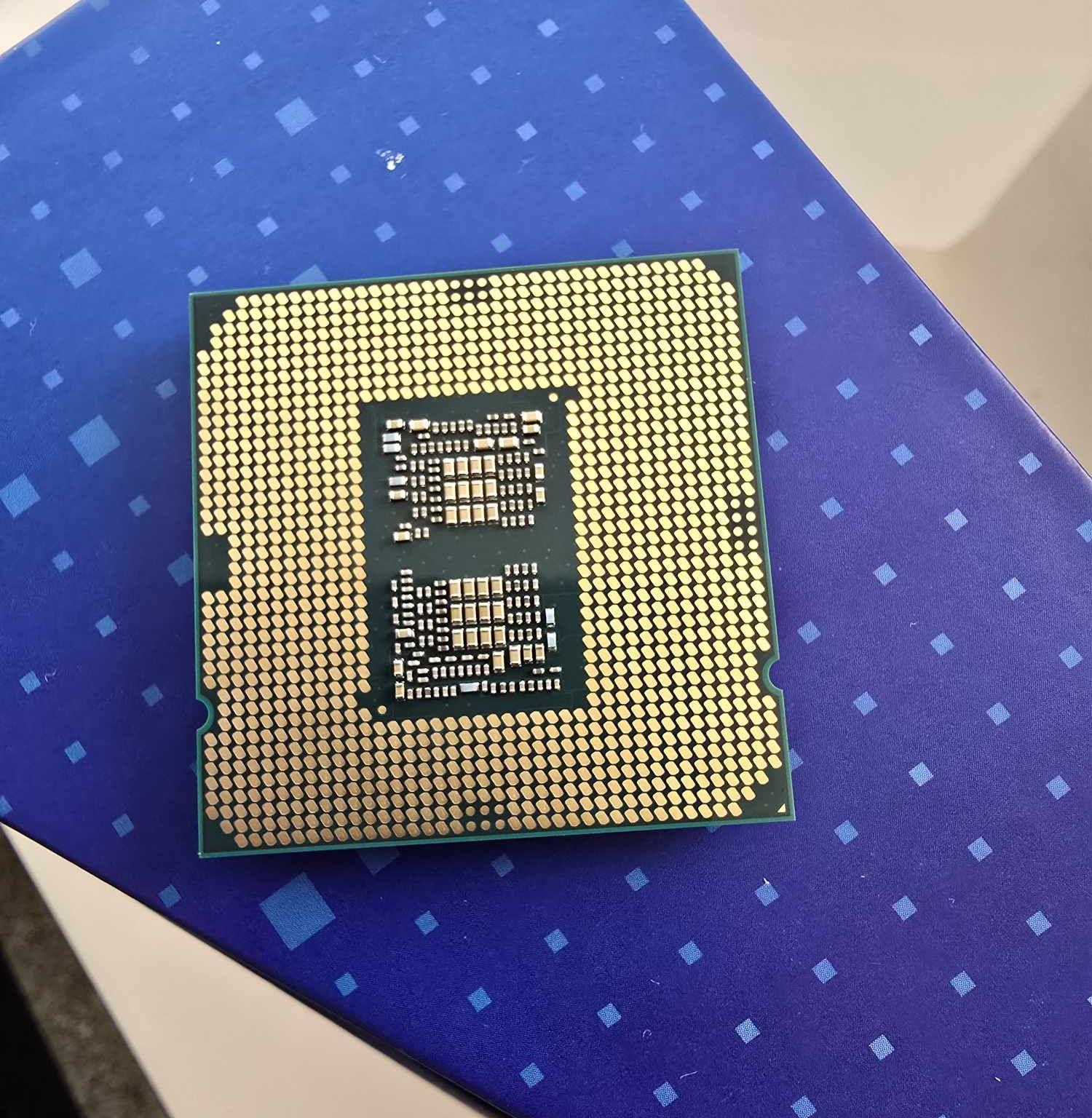 Intel Core 10900K 10 Core 3.7 GHZ Processor